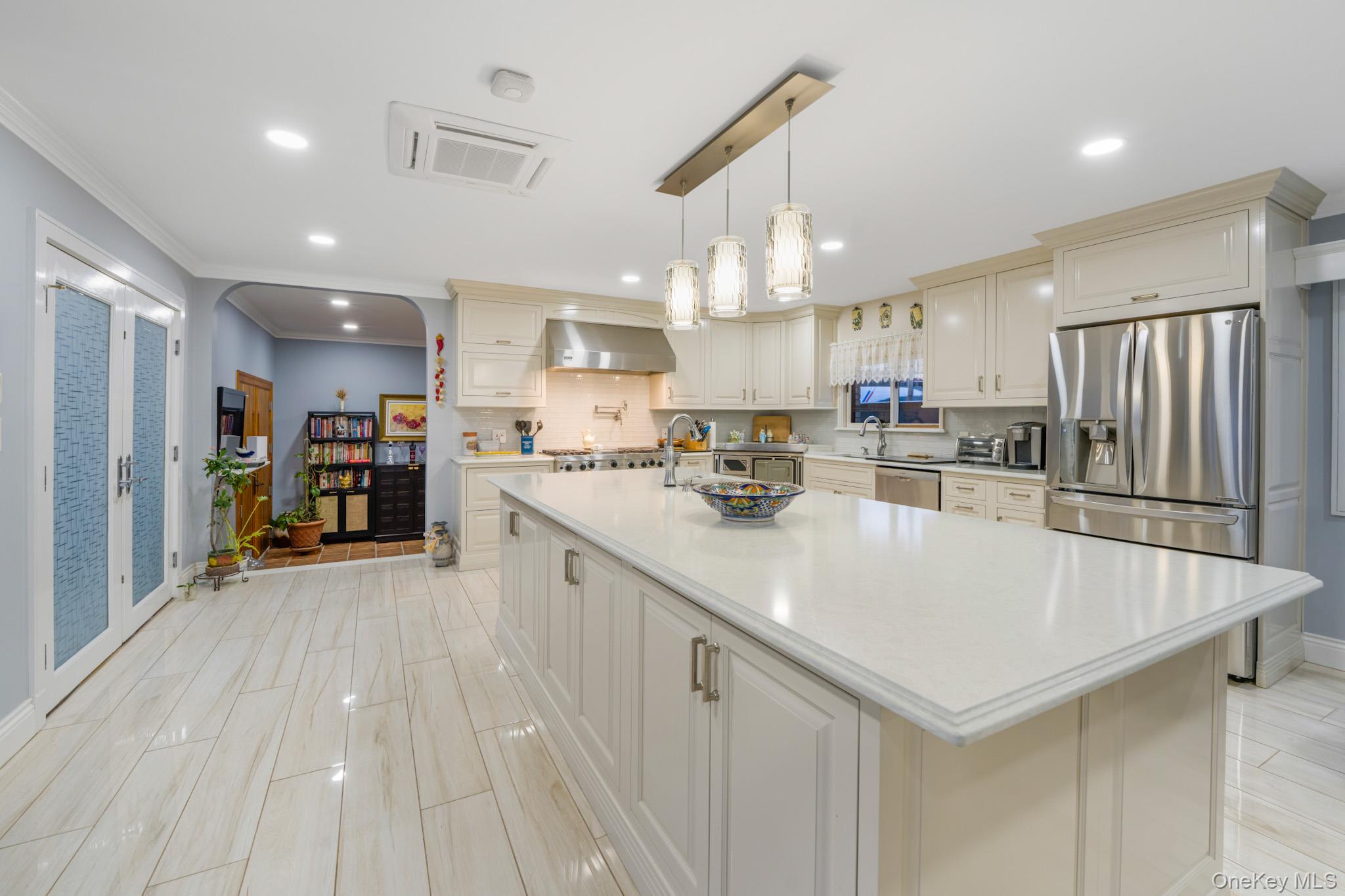 Single Family 74th  Queens, NY 11379, MLS-964215-5