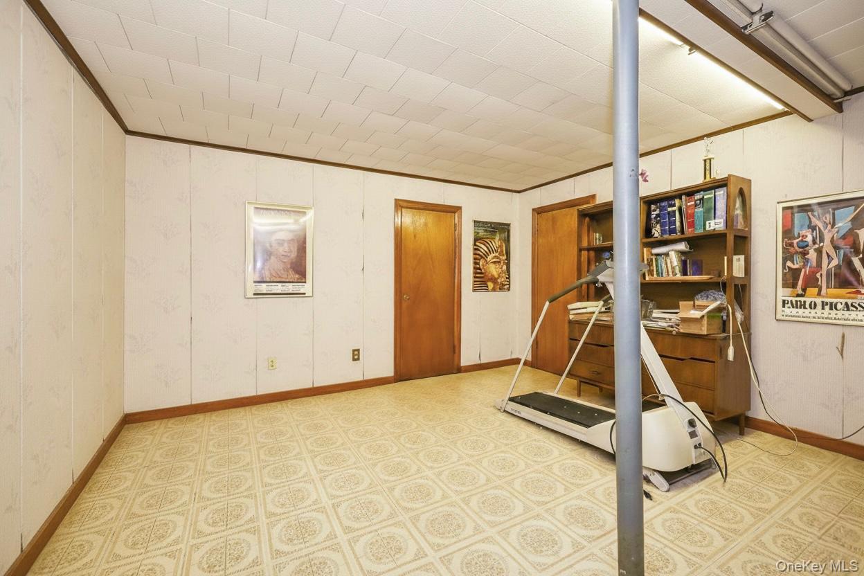 Single Family 185th Queens, NY 11365, MLS-964224-17