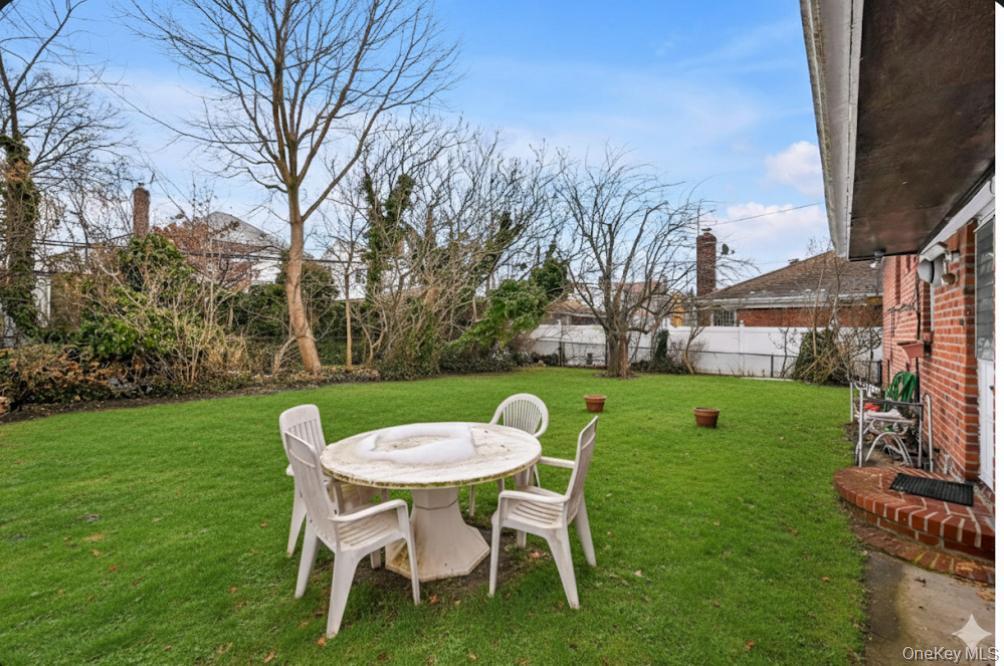 Single Family 185th Queens, NY 11365, MLS-964224-20