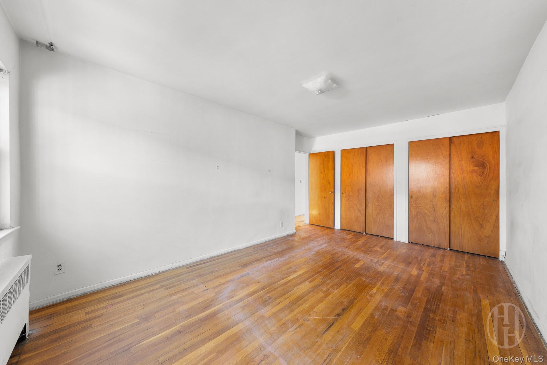 Single Family 78th  Queens, NY 11370, MLS-964225-8