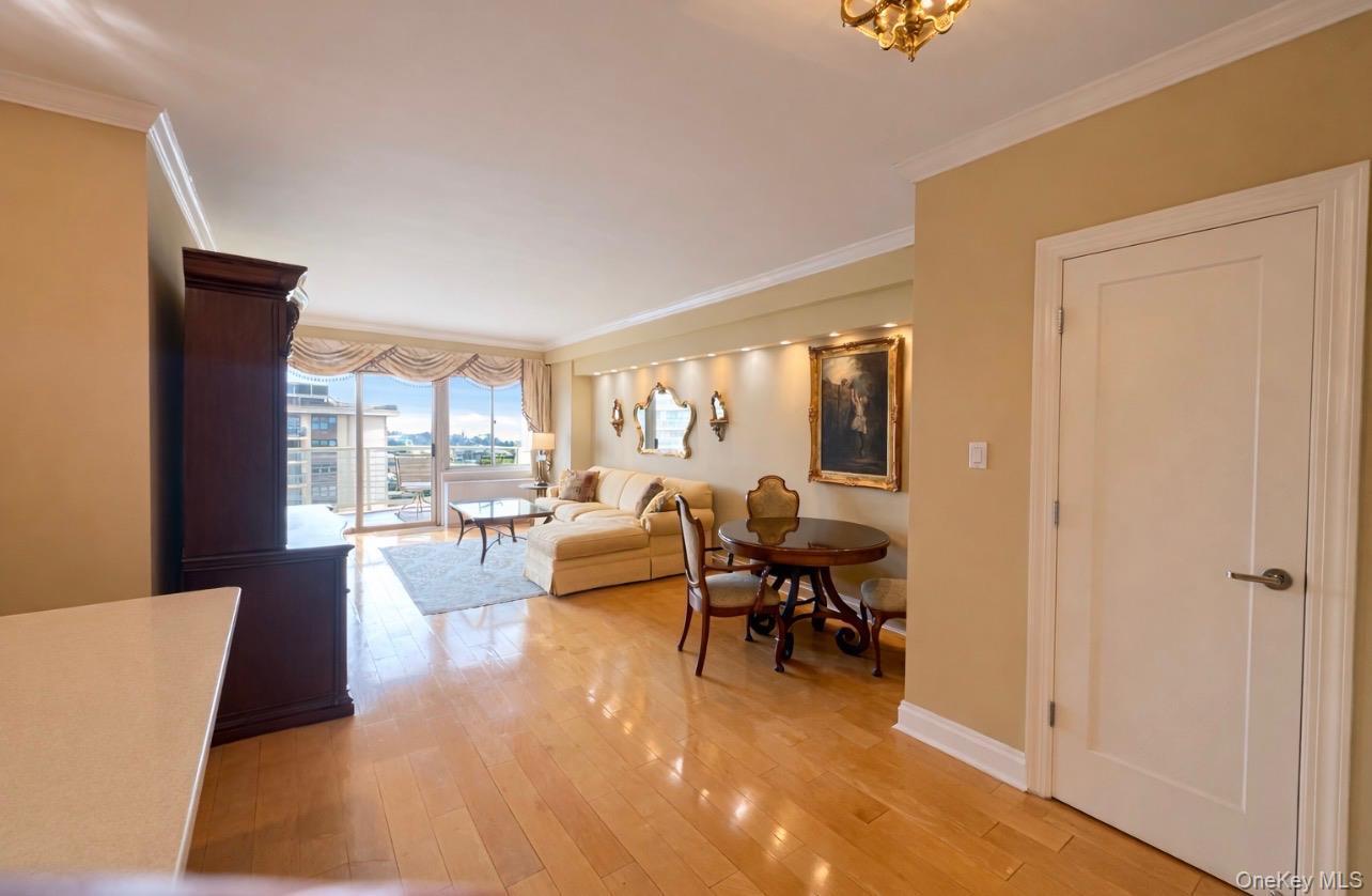 Coop 215 Queens, NY 11360, MLS-964233-6