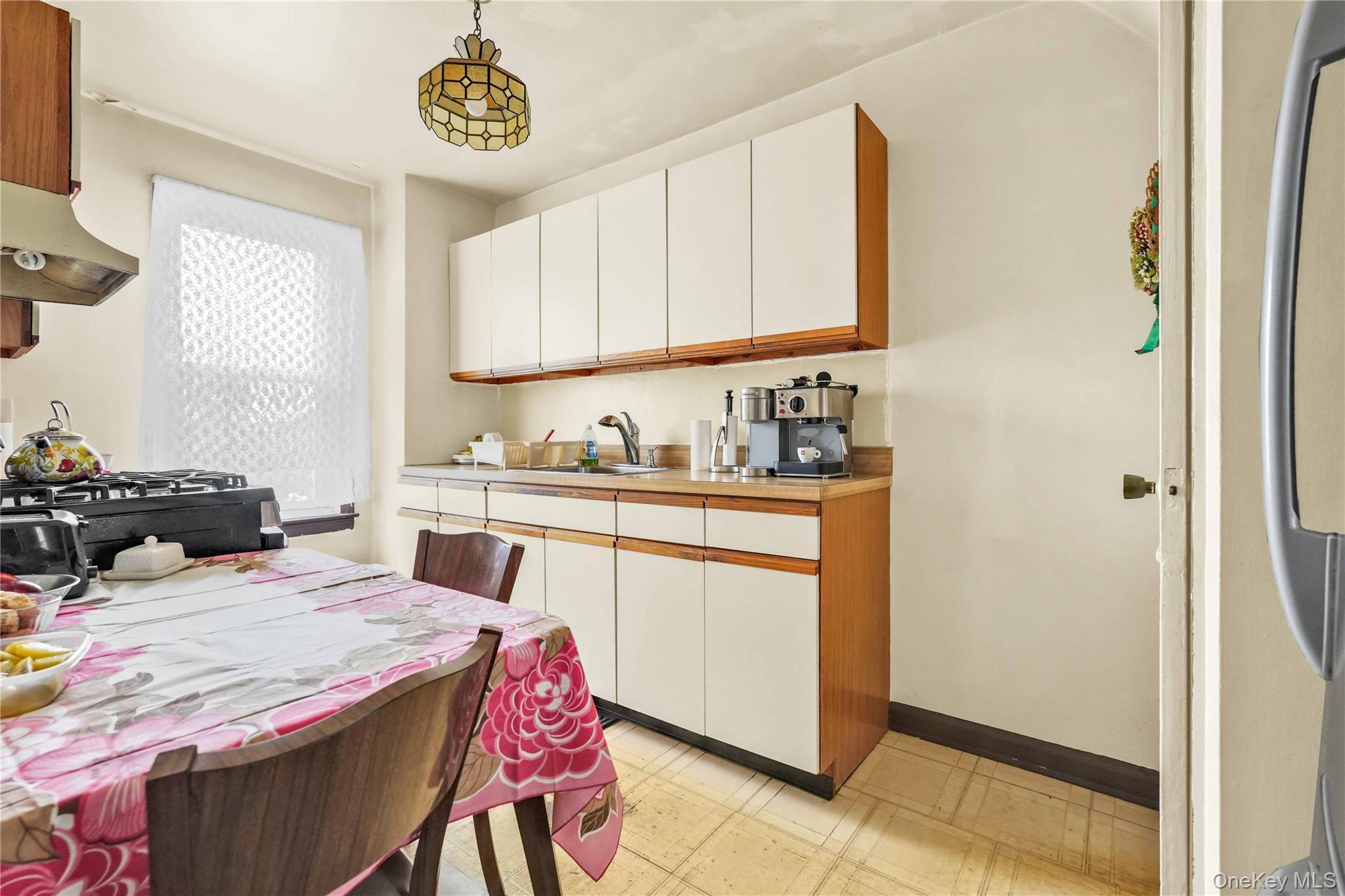 Single Family 206th  Queens, NY 11364, MLS-964279-10