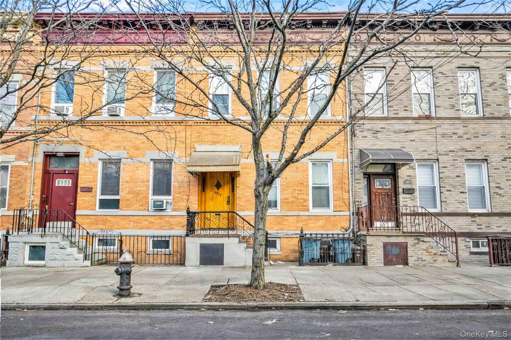 Single Family Putnam Queens, NY 11385, MLS-964322-2