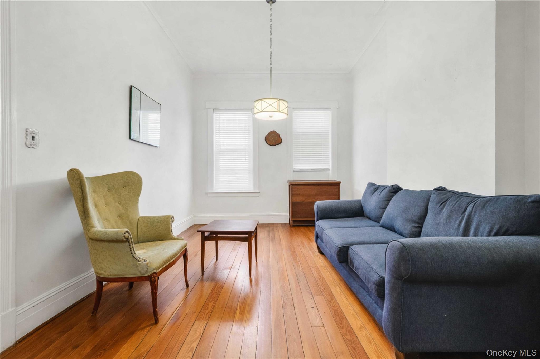 Single Family Putnam Queens, NY 11385, MLS-964322-20