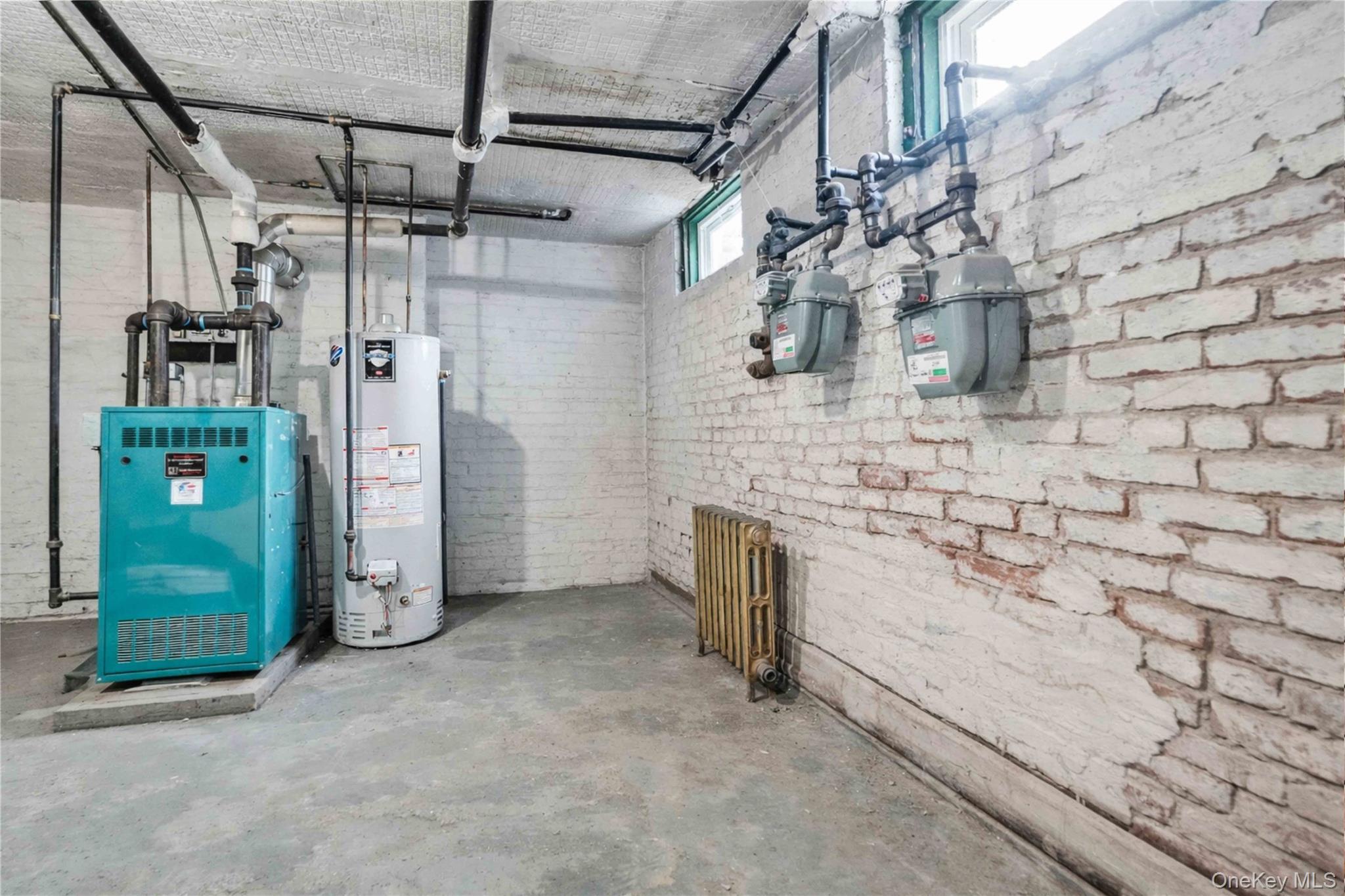 Single Family Putnam Queens, NY 11385, MLS-964322-26