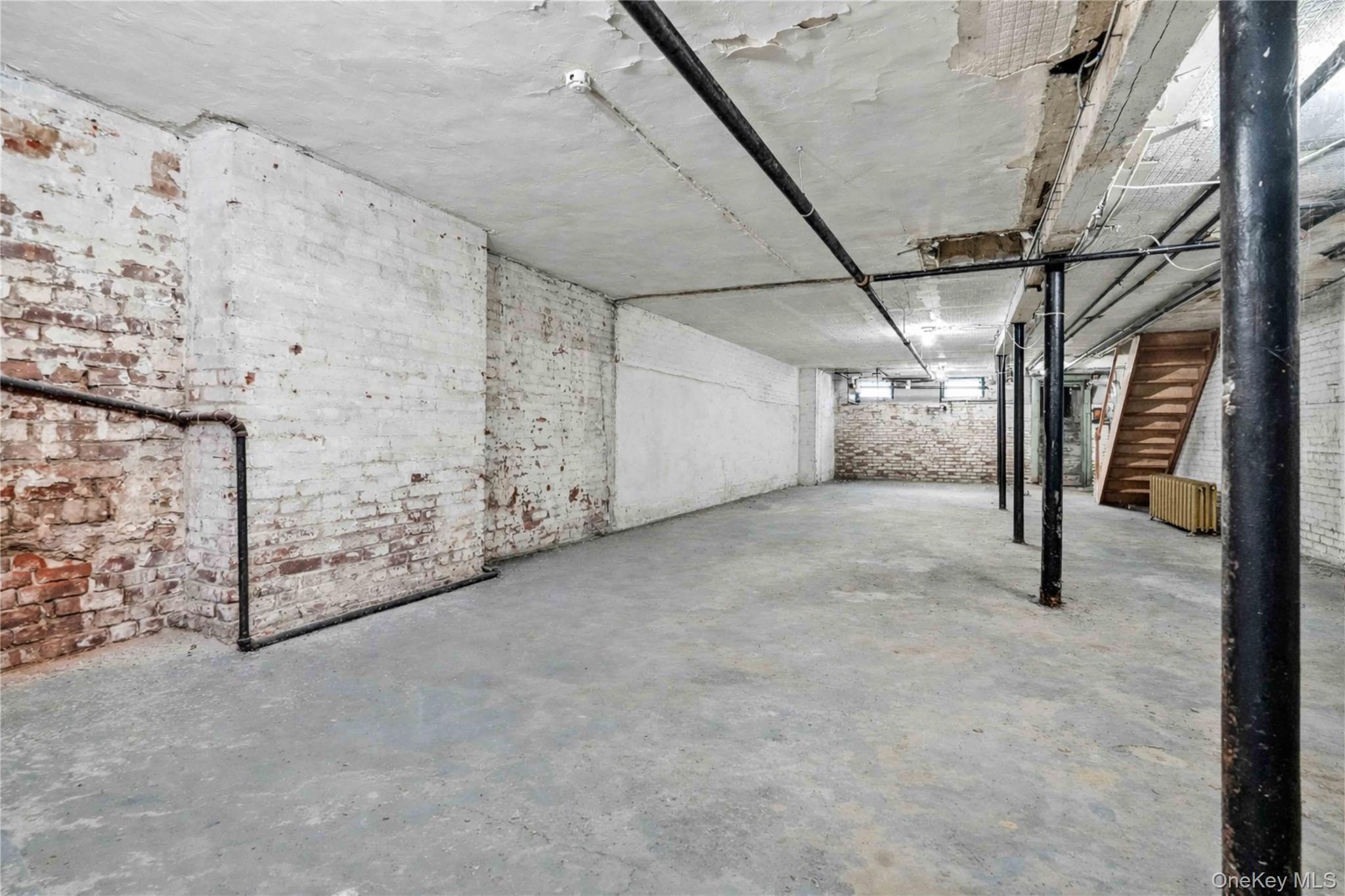 Single Family Putnam Queens, NY 11385, MLS-964322-28