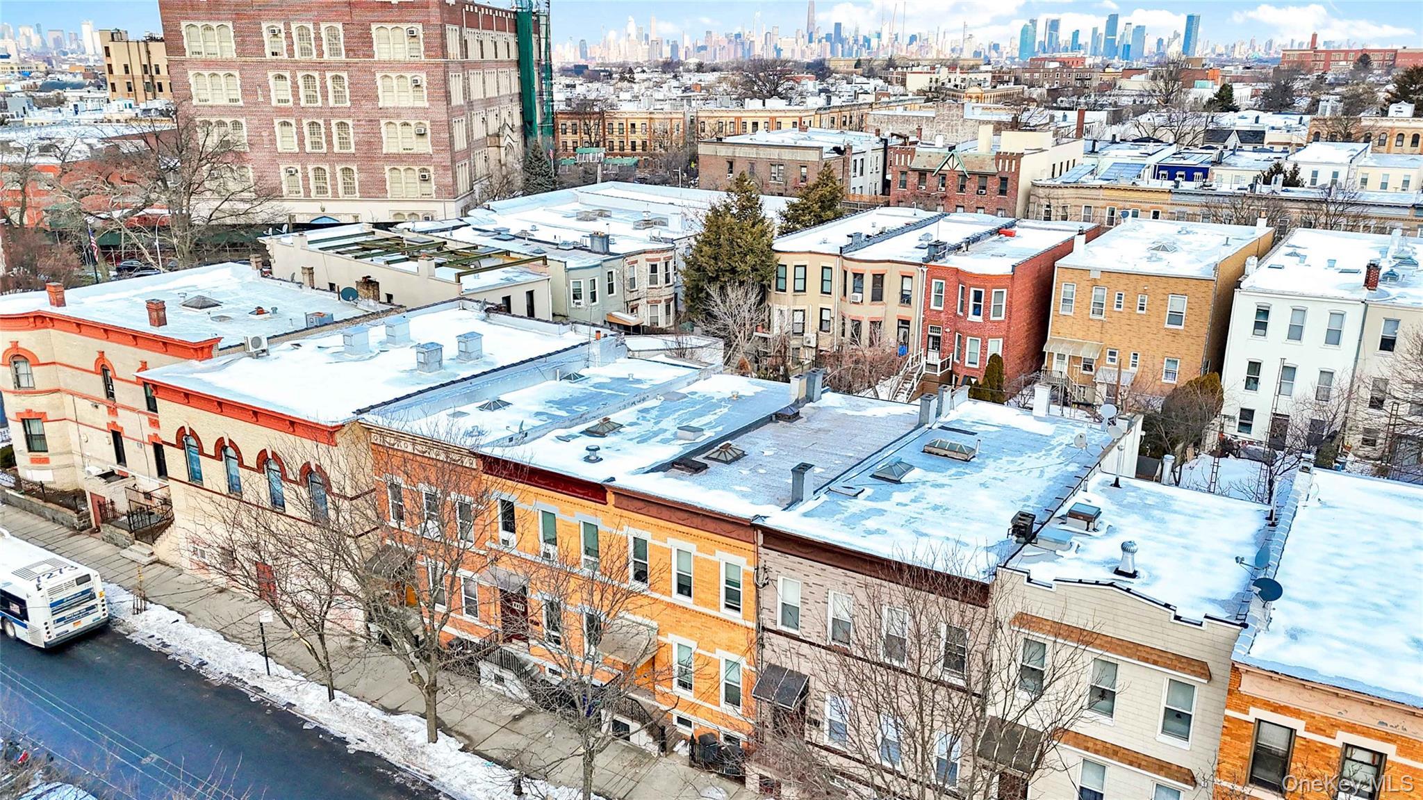 Single Family Putnam Queens, NY 11385, MLS-964322-31