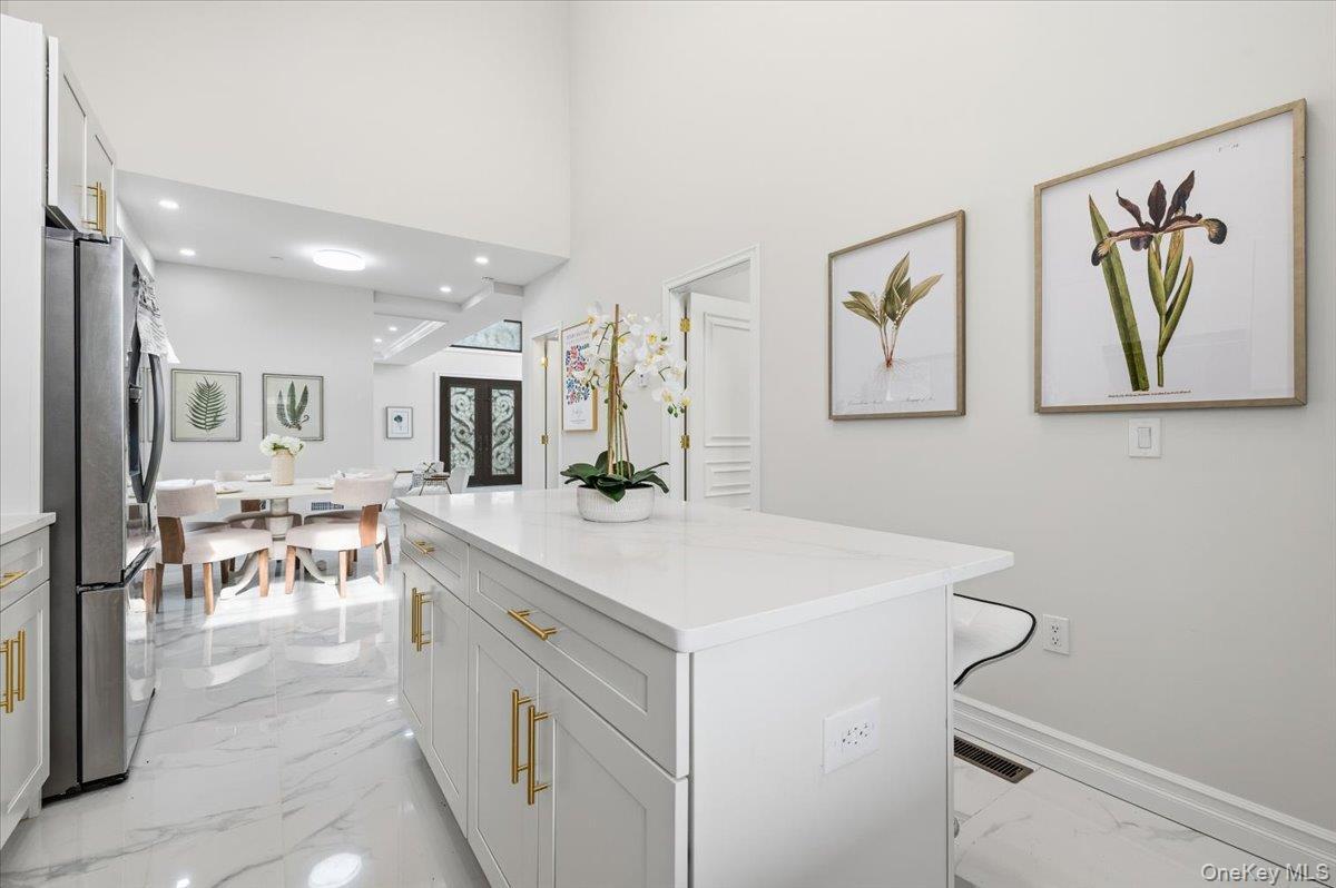 Single Family 27th  Queens, NY 11354, MLS-964333-18