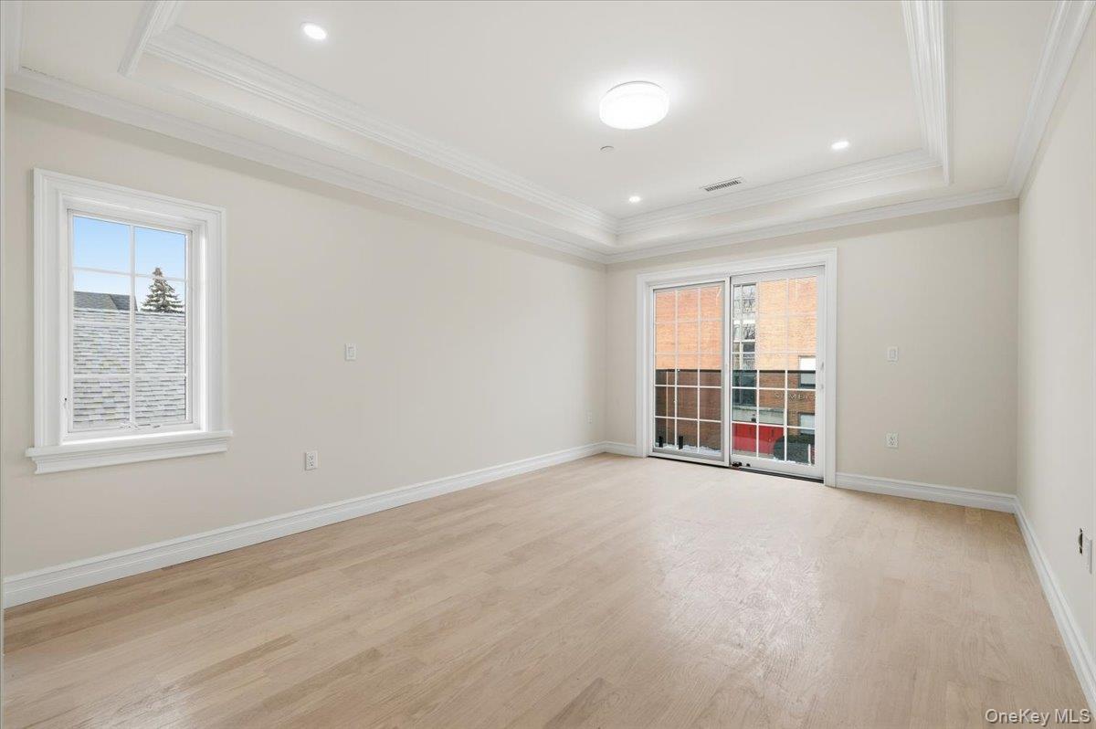 Single Family 27th  Queens, NY 11354, MLS-964333-25