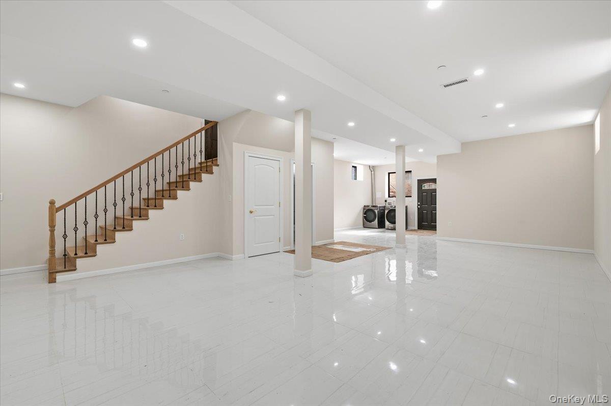 Single Family 27th  Queens, NY 11354, MLS-964333-30