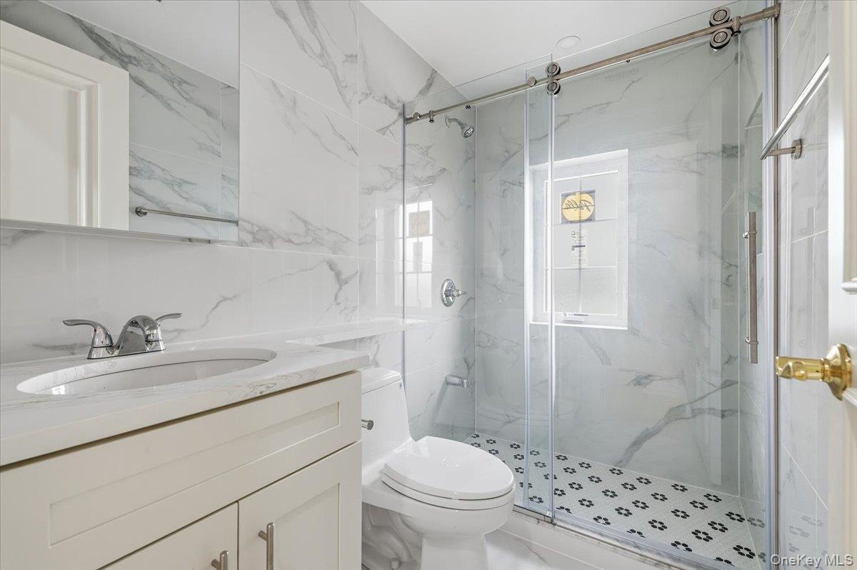 Single Family 27th  Queens, NY 11354, MLS-964333-34