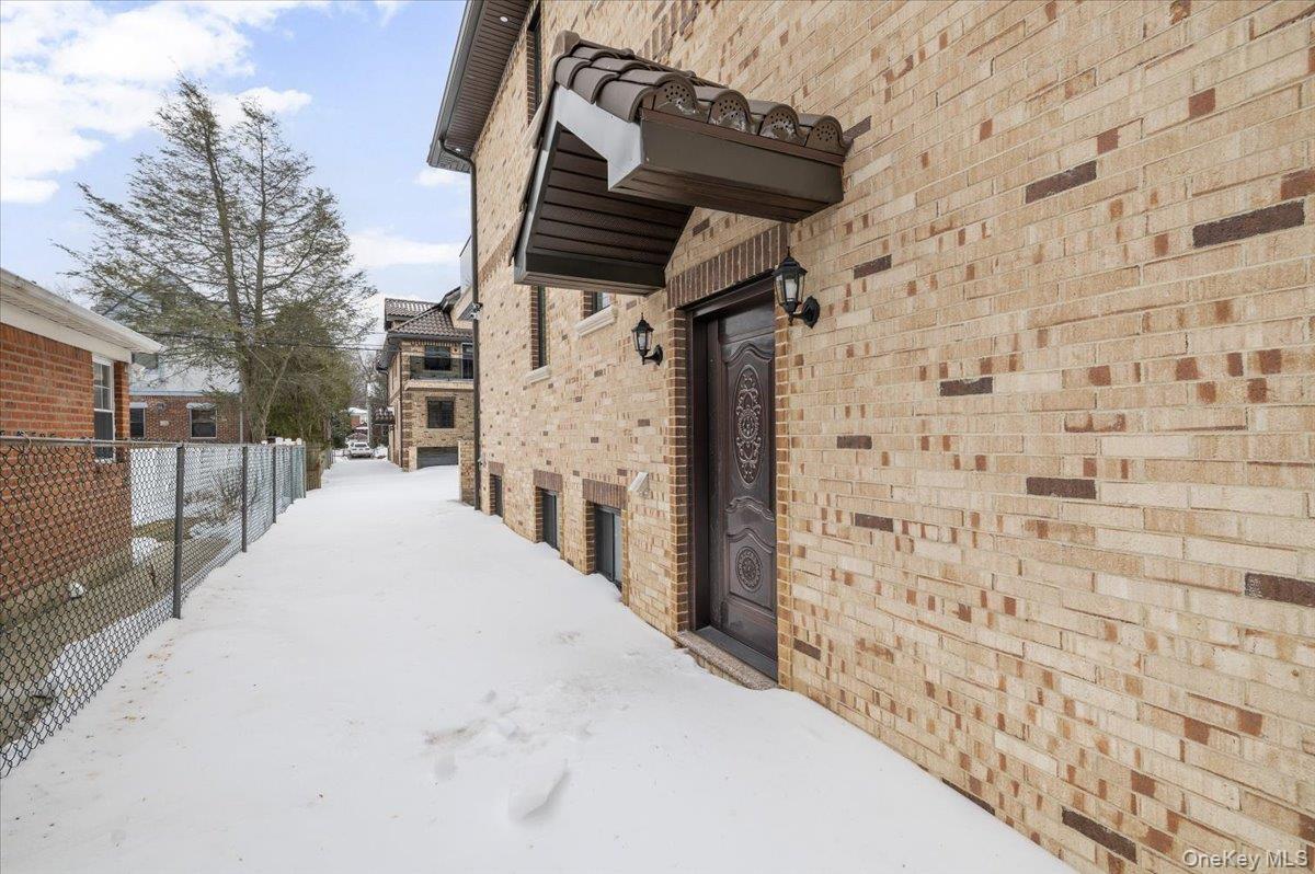 Single Family 27th  Queens, NY 11354, MLS-964333-37