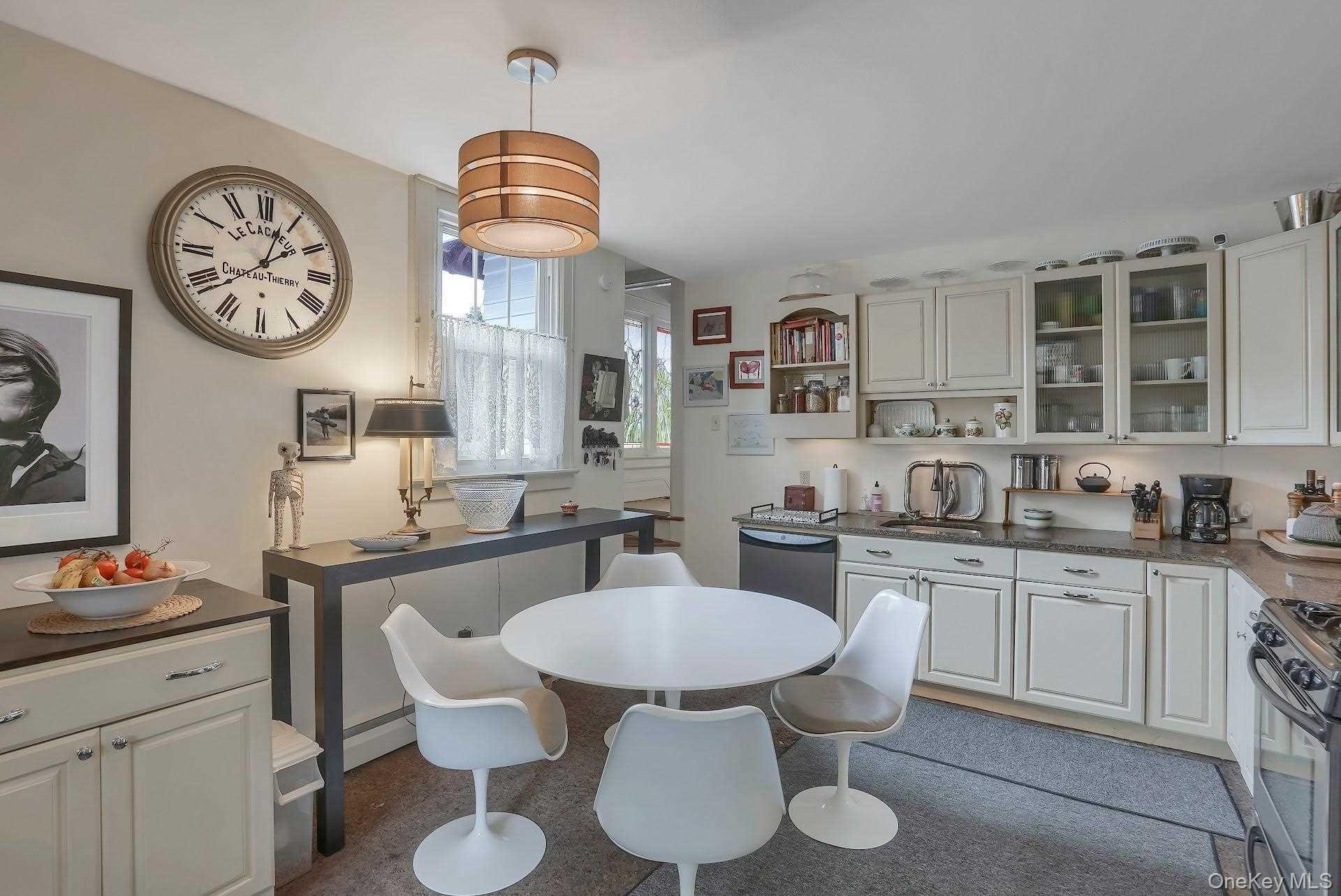 Single Family Hooker  Dutchess County, NY 12601, MLS-964337-12