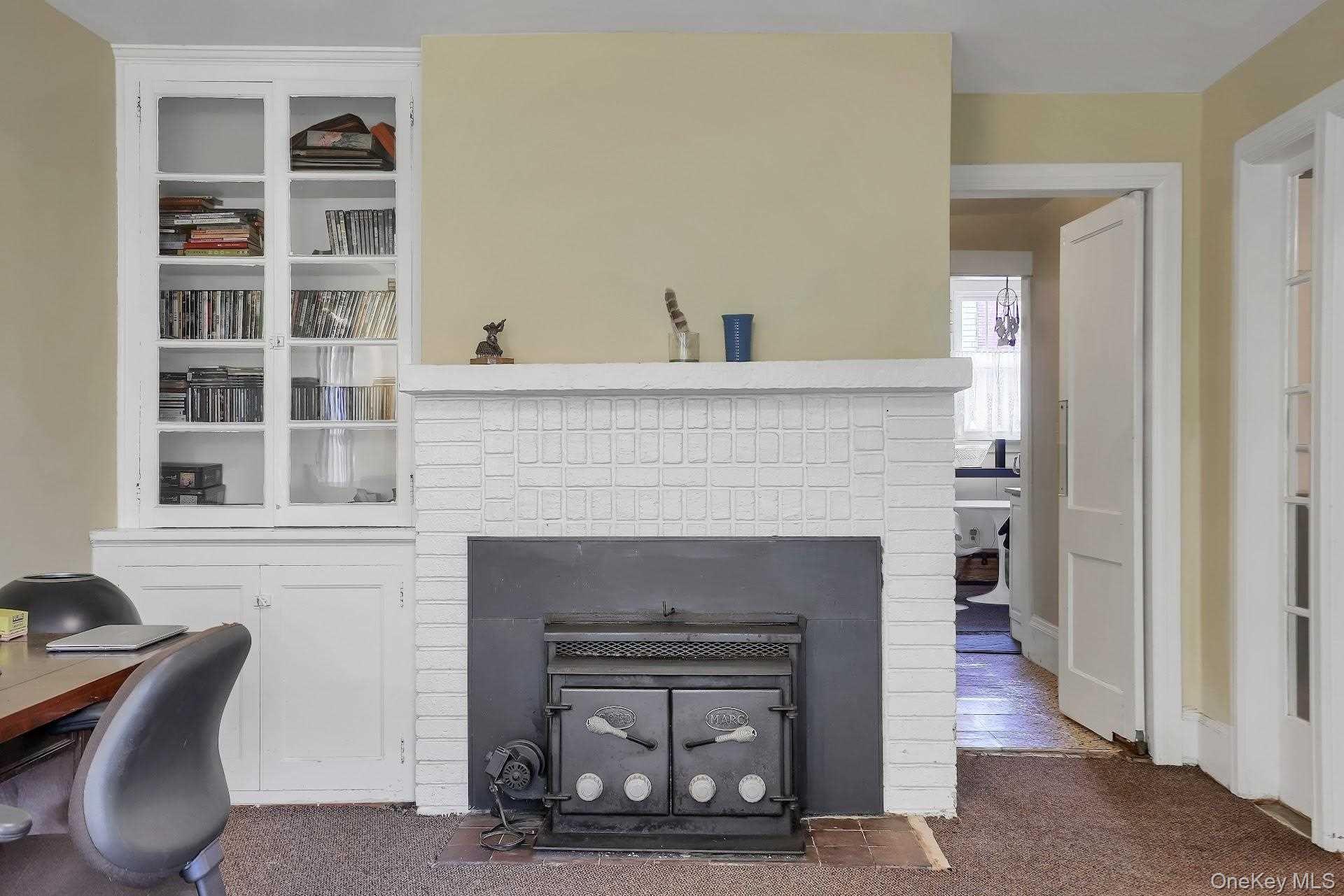 Single Family Hooker  Dutchess County, NY 12601, MLS-964337-16