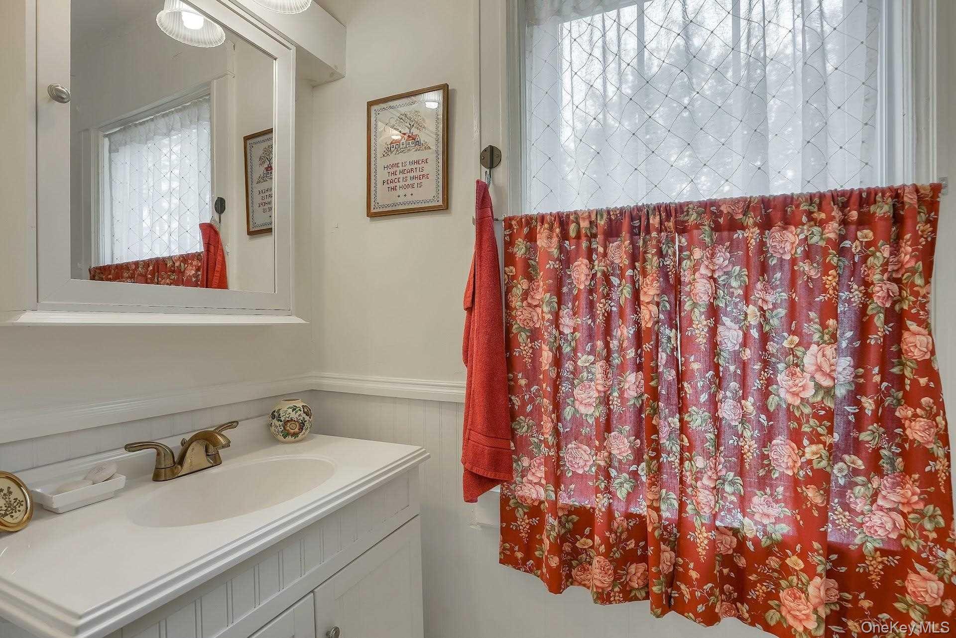 Single Family Hooker  Dutchess County, NY 12601, MLS-964337-18