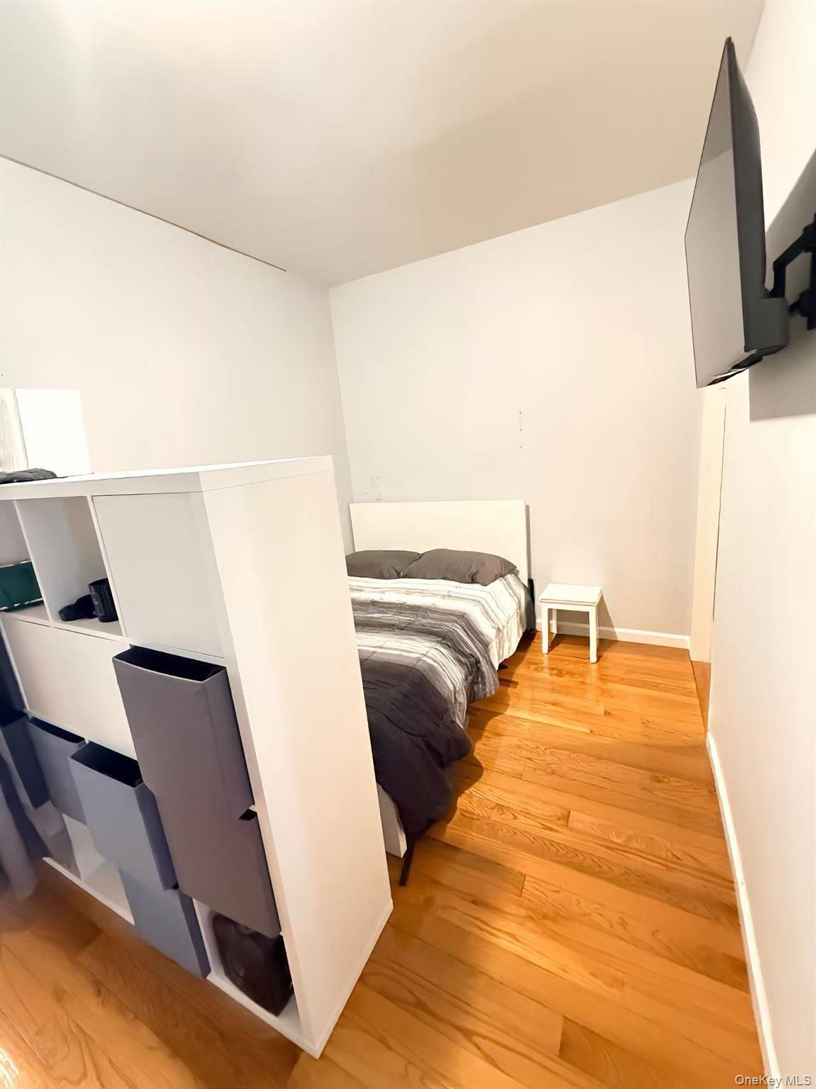 Single Family Nurge Avenue Queens, NY 11378, MLS-964343-10