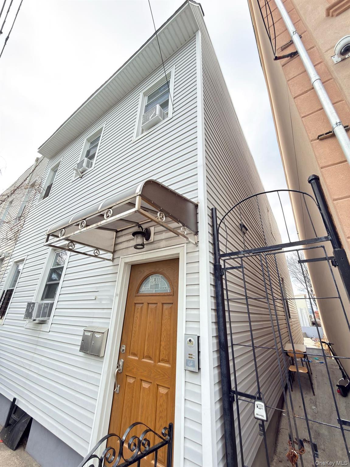 Single Family Nurge  Queens, NY 11378, MLS-964343-2