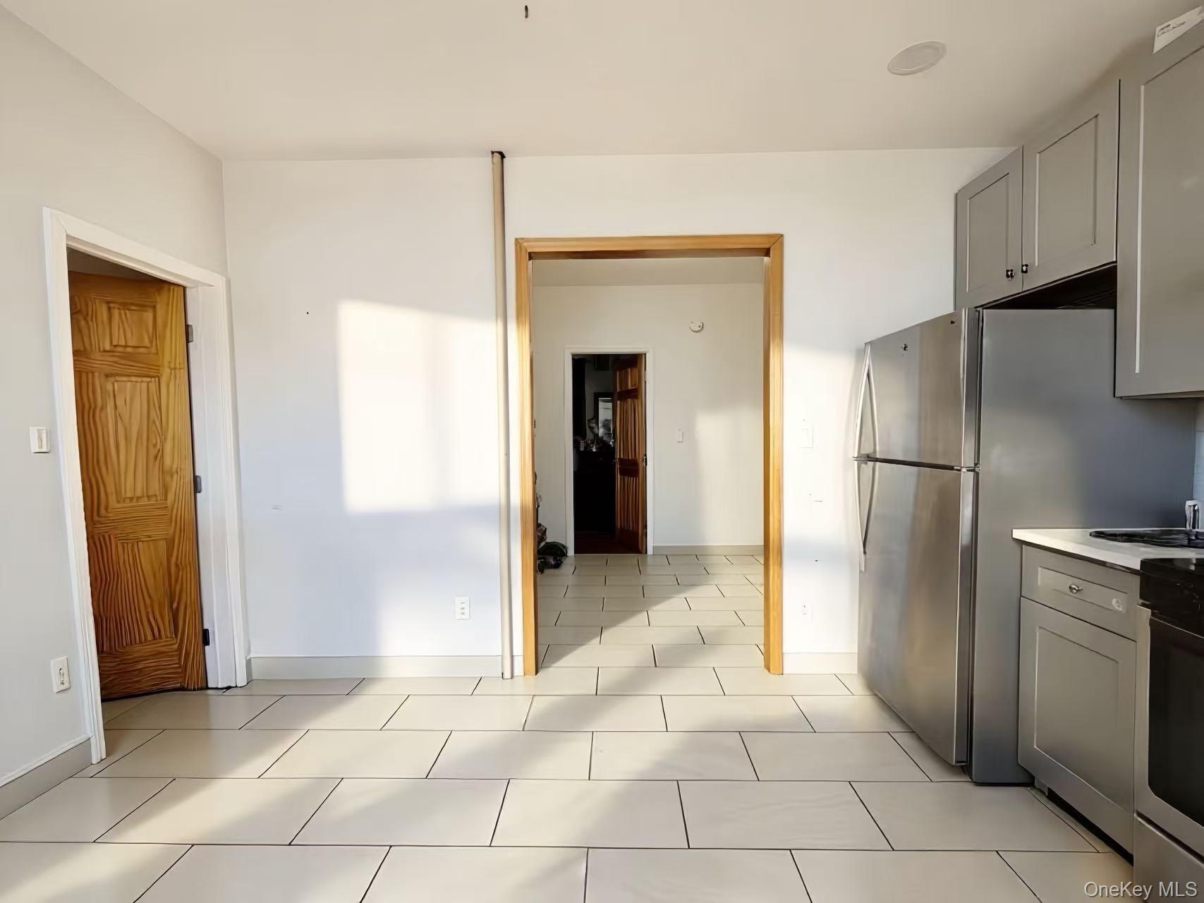 Single Family Nurge Avenue Queens, NY 11378, MLS-964343-5