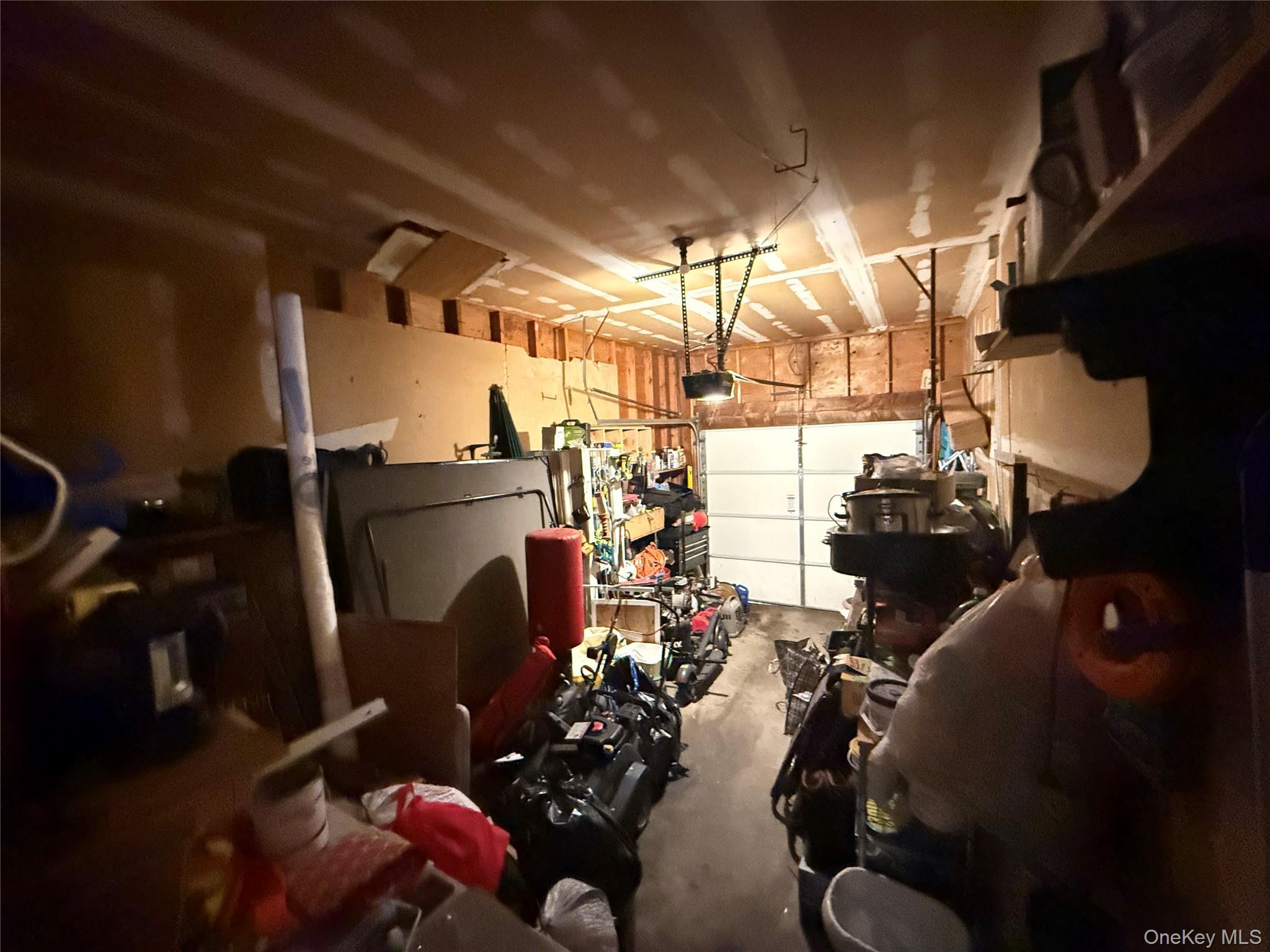 Single Family Southaven  Suffolk County, NY 11950, MLS-964350-24