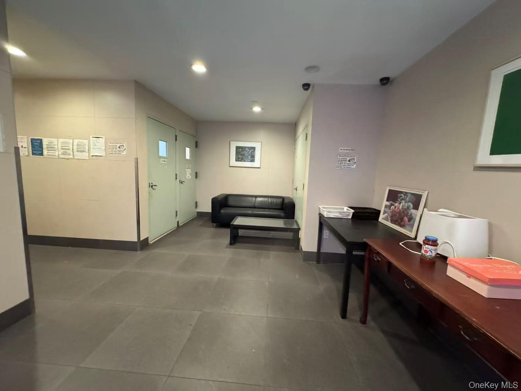 Condo Whitney Queens, NY 11373, MLS-964353-4