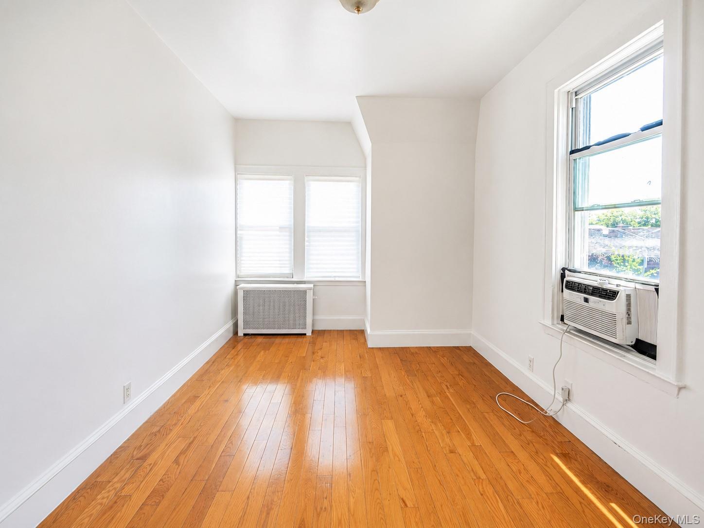 Single Family 69th Avenue Queens, NY 11375, MLS-964358-10