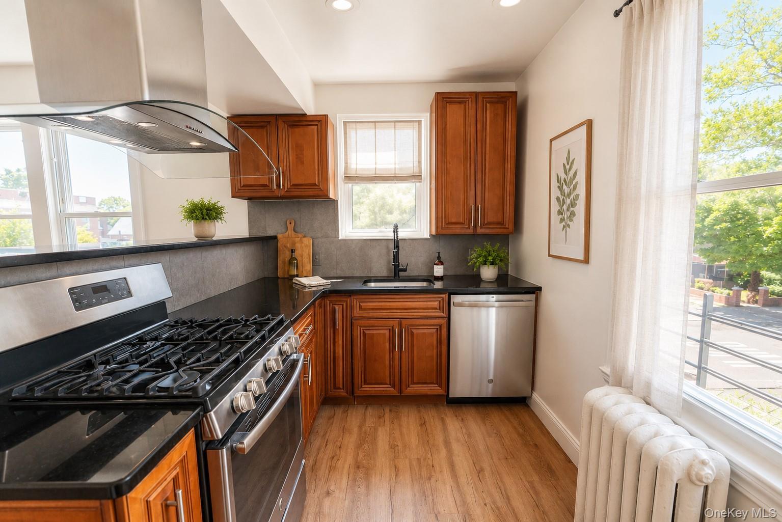 Single Family 69th Avenue Queens, NY 11375, MLS-964358-17