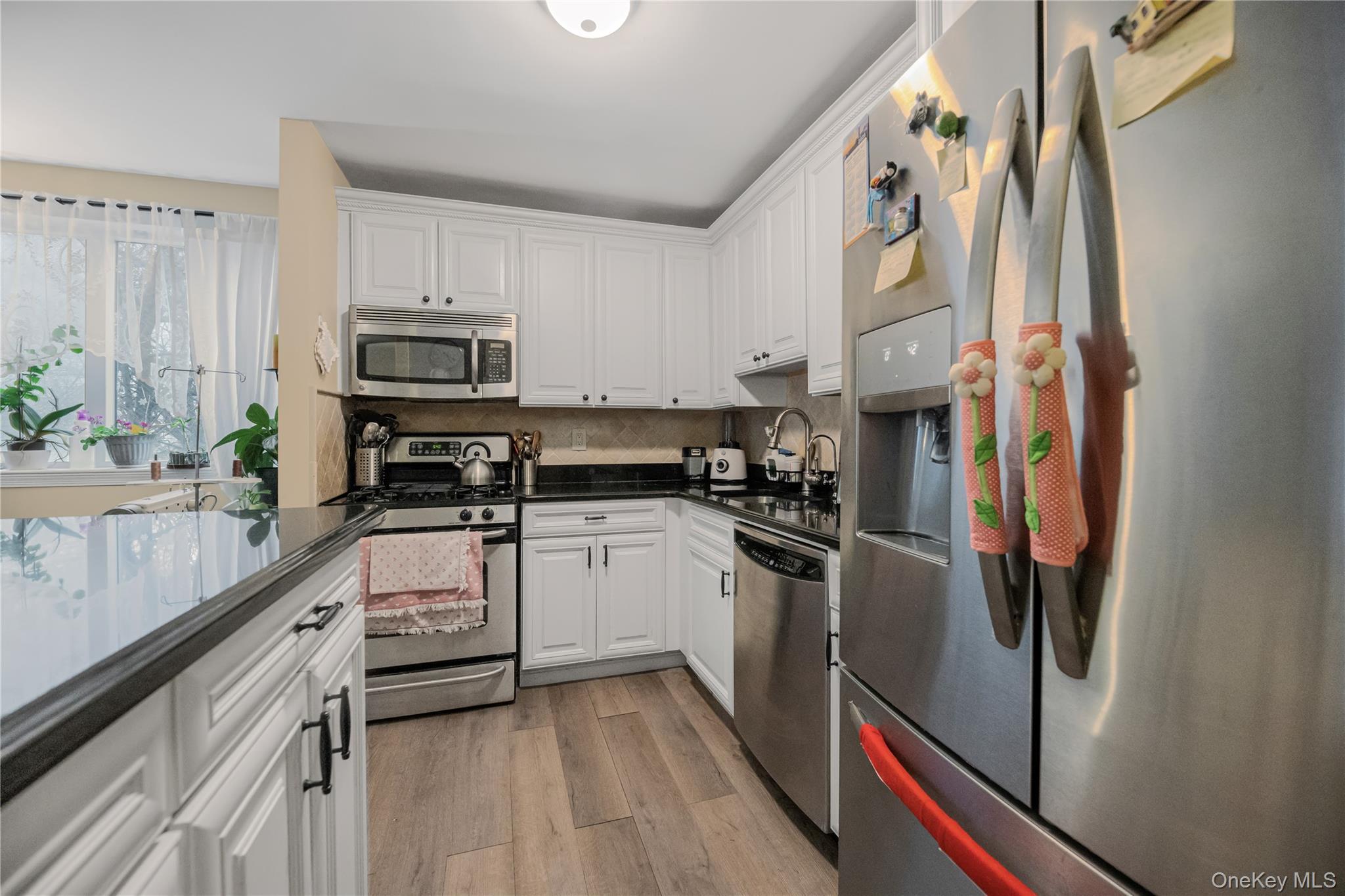 Condo Fairfield Bronx, NY 10463, MLS-964363-10