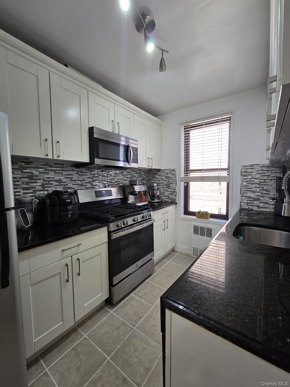 Coop Union Turnpike  Queens, NY 11364, MLS-964364-16