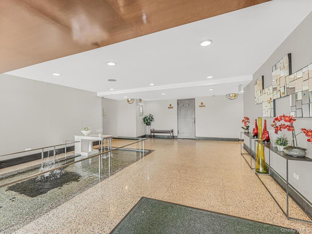 Coop Sedgwick  Bronx, NY 10463, MLS-964373-15