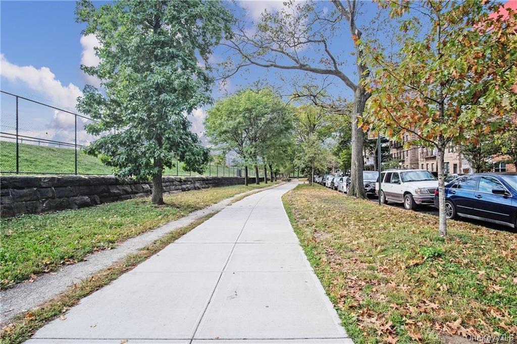 Coop Sedgwick  Bronx, NY 10463, MLS-964373-18