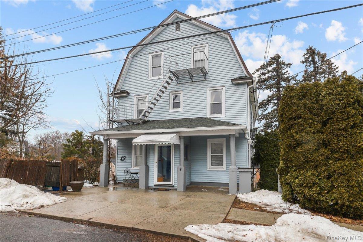 Apartment Dunwoodie Street  Westchester County, NY 10583, MLS-964386-13