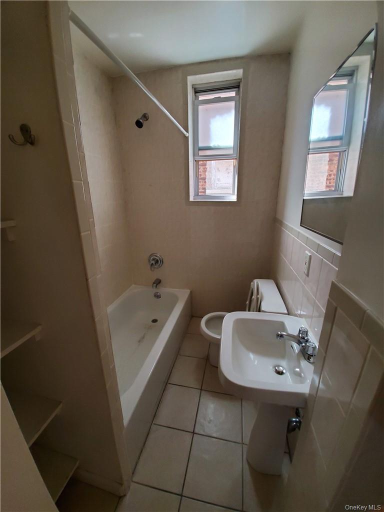 Commercial Sale Katonah  Bronx, NY 10470, MLS-964399-6