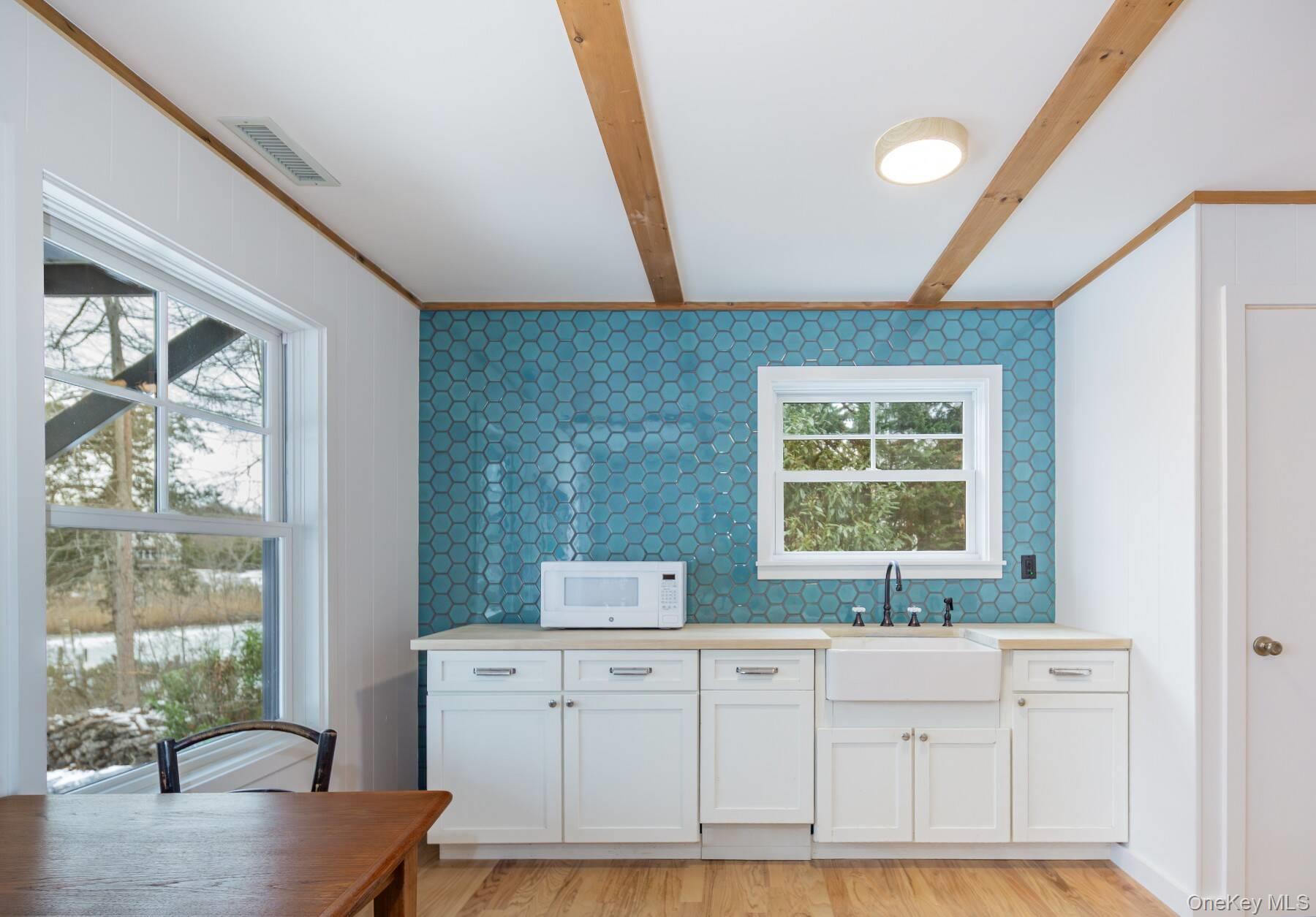 Single Family Helens Lane Suffolk County, NY 11968, MLS-964413-21
