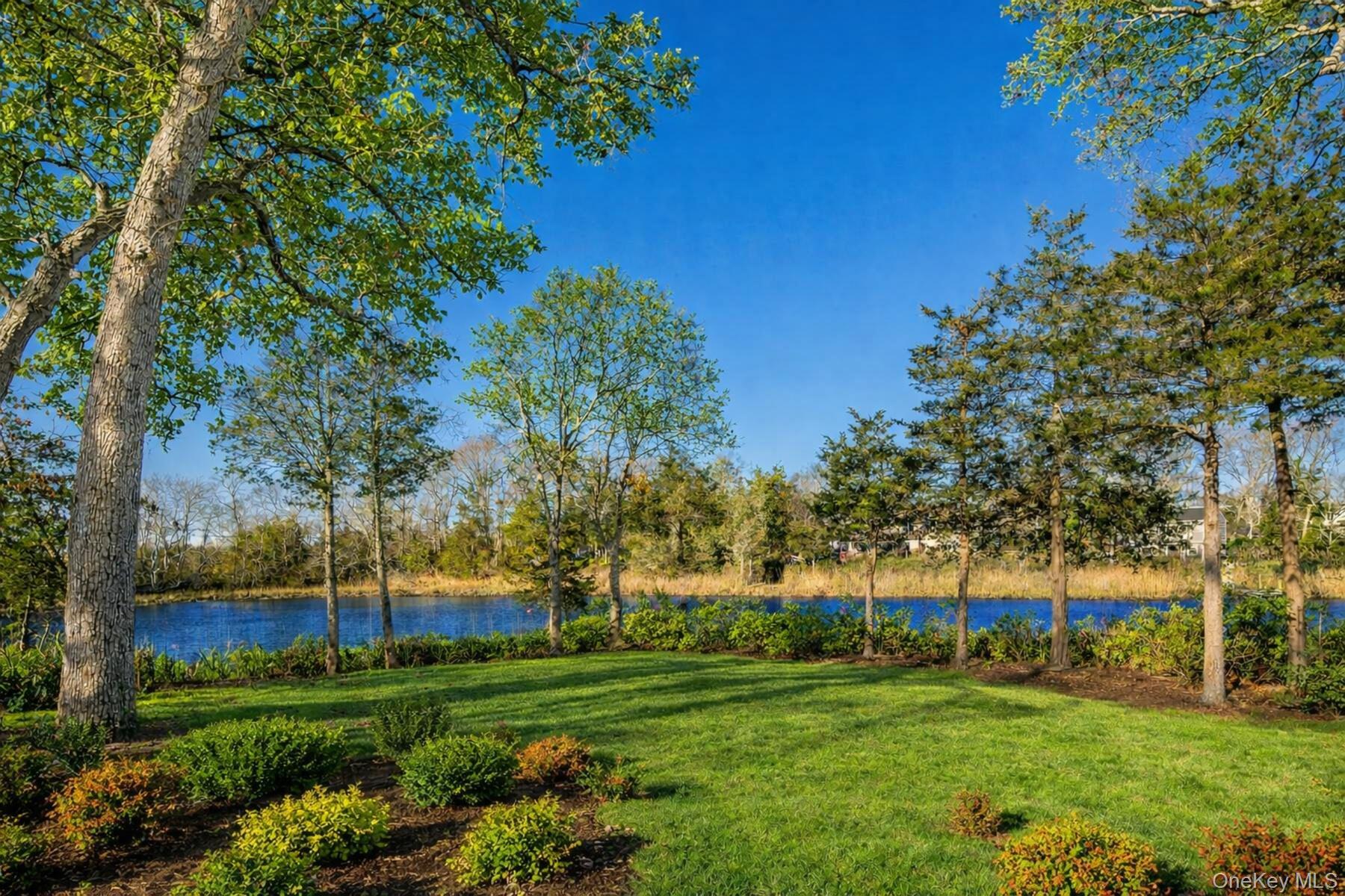 Single Family Helens Lane Suffolk County, NY 11968, MLS-964413-5