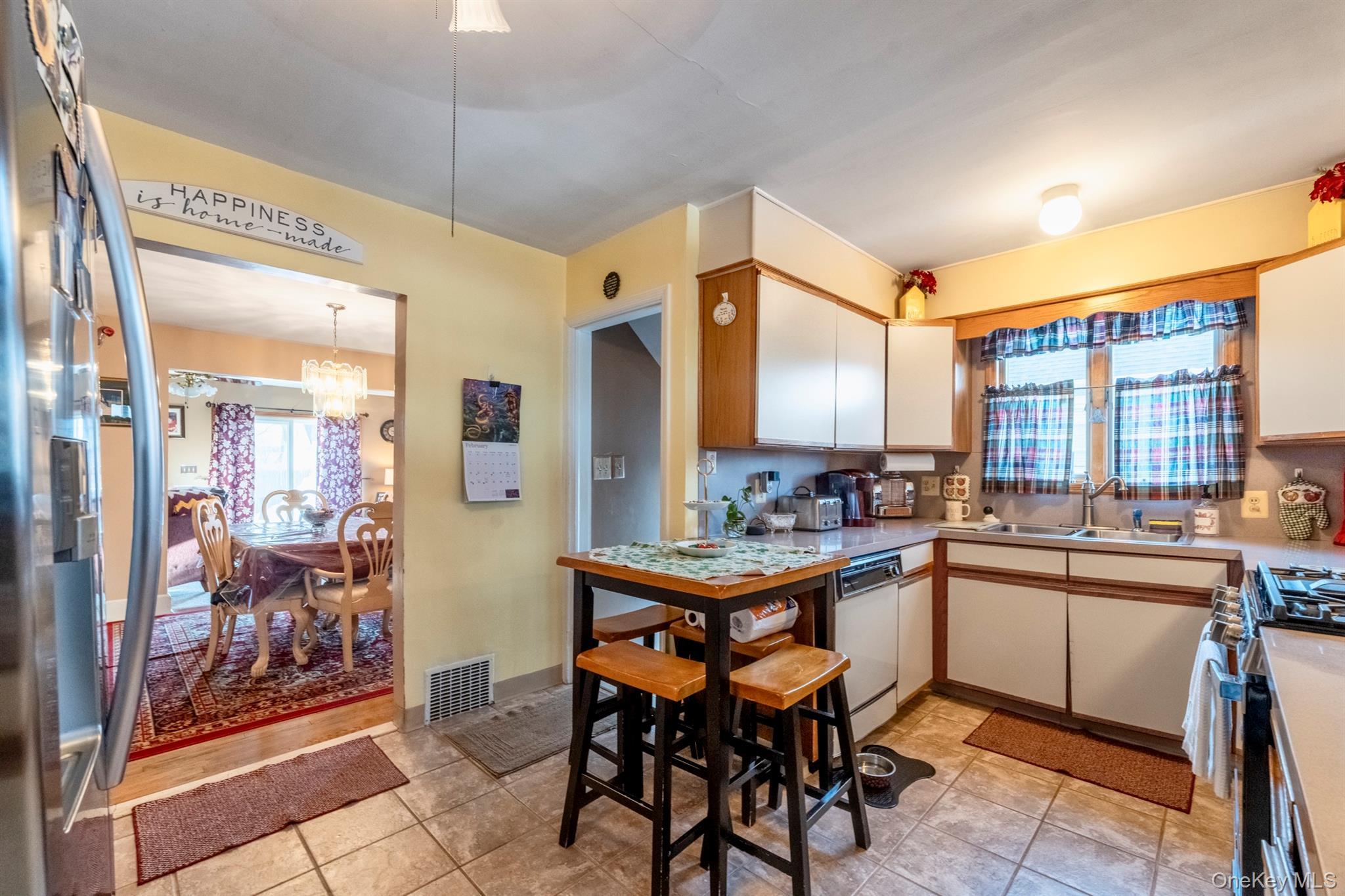 Single Family Lay  Ulster County, NY 12401, MLS-964441-22