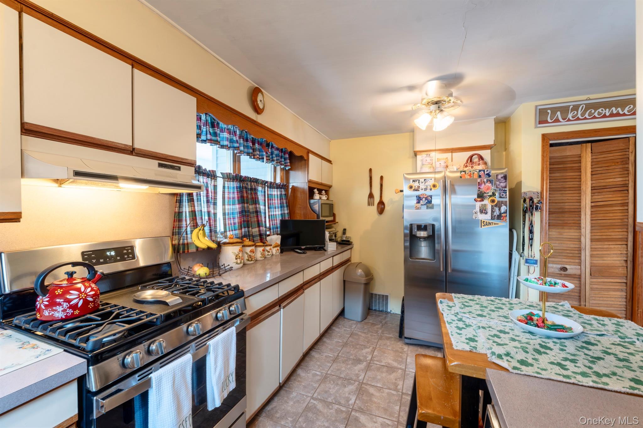 Single Family Lay  Ulster County, NY 12401, MLS-964441-23