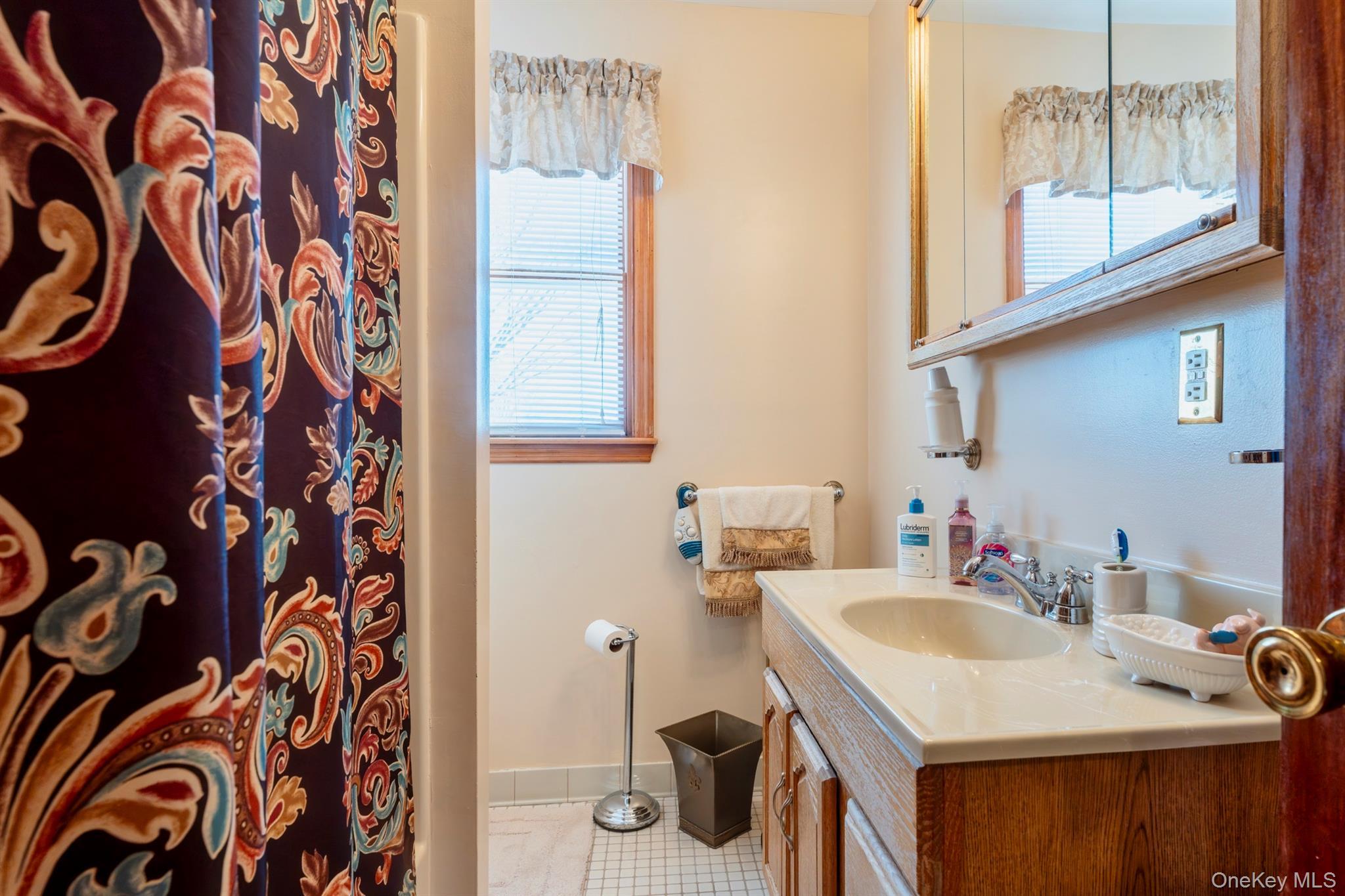 Single Family Lay  Ulster County, NY 12401, MLS-964441-28