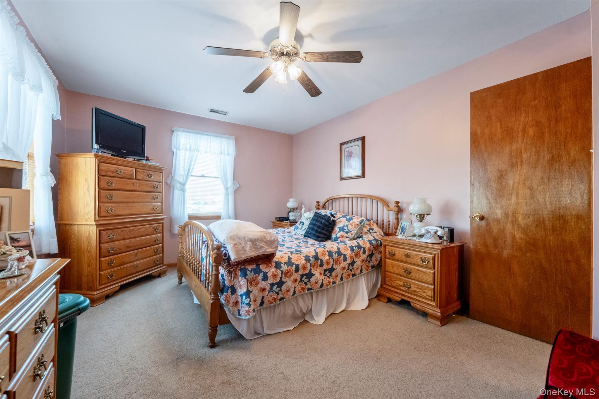 Single Family Lay  Ulster County, NY 12401, MLS-964441-30