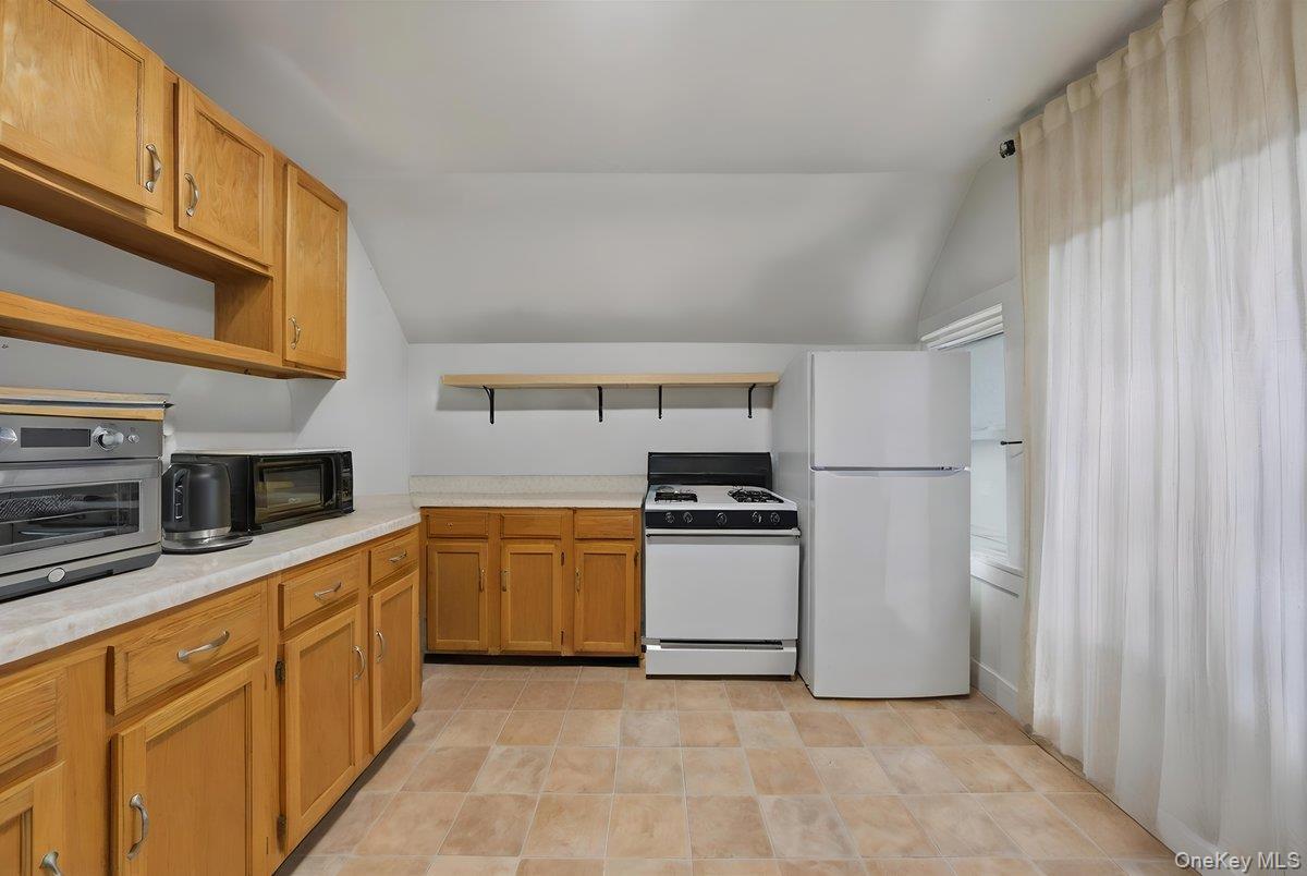 Single Family Tibbett  Bronx, NY 10463, MLS-964458-5