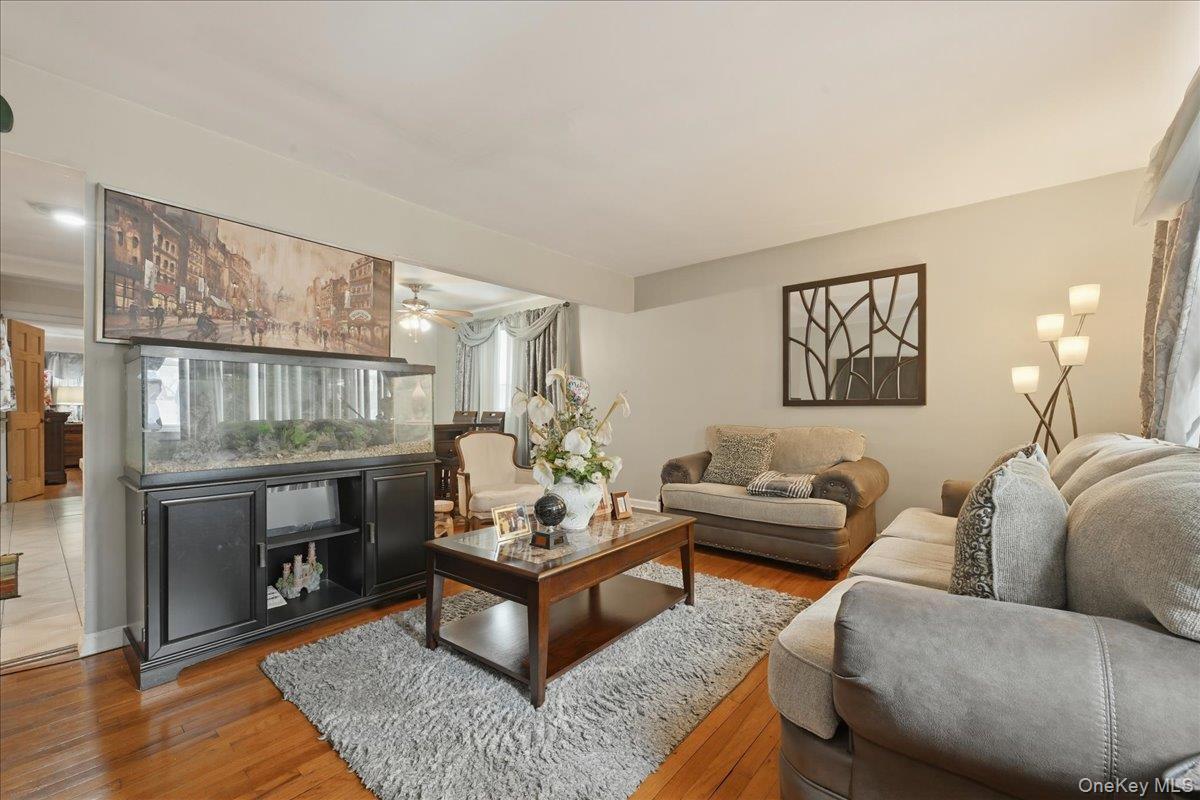 Single Family 220th  Queens, NY 11413, MLS-964466-3