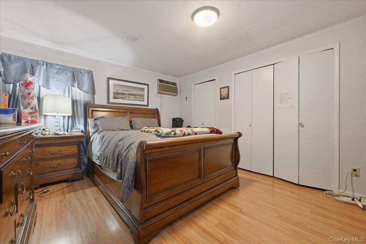 Single Family 220th  Queens, NY 11413, MLS-964466-7