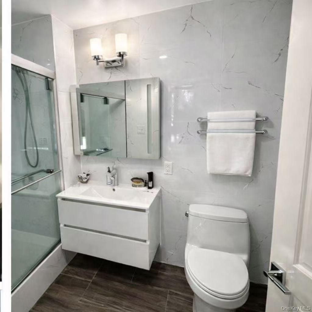 Condo Sanford  Queens, NY 11355, MLS-964491-11