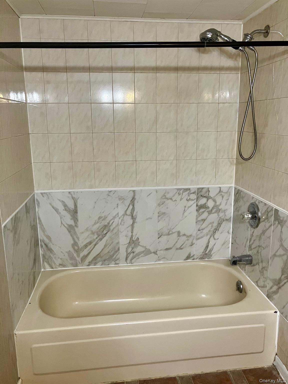 Single Family Peenpack  Orange County, NY 12780, MLS-964498-16