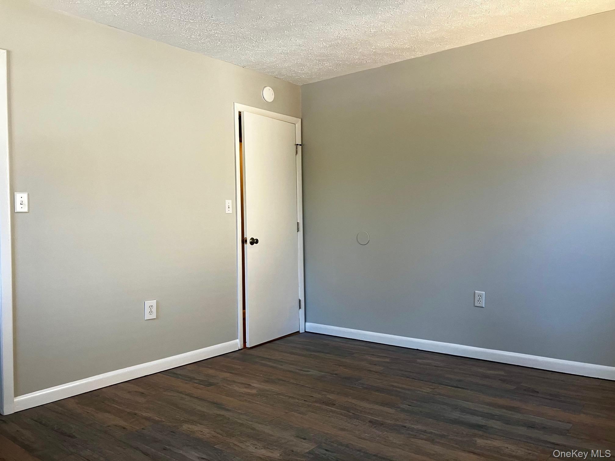 Single Family Peenpack  Orange County, NY 12780, MLS-964498-23