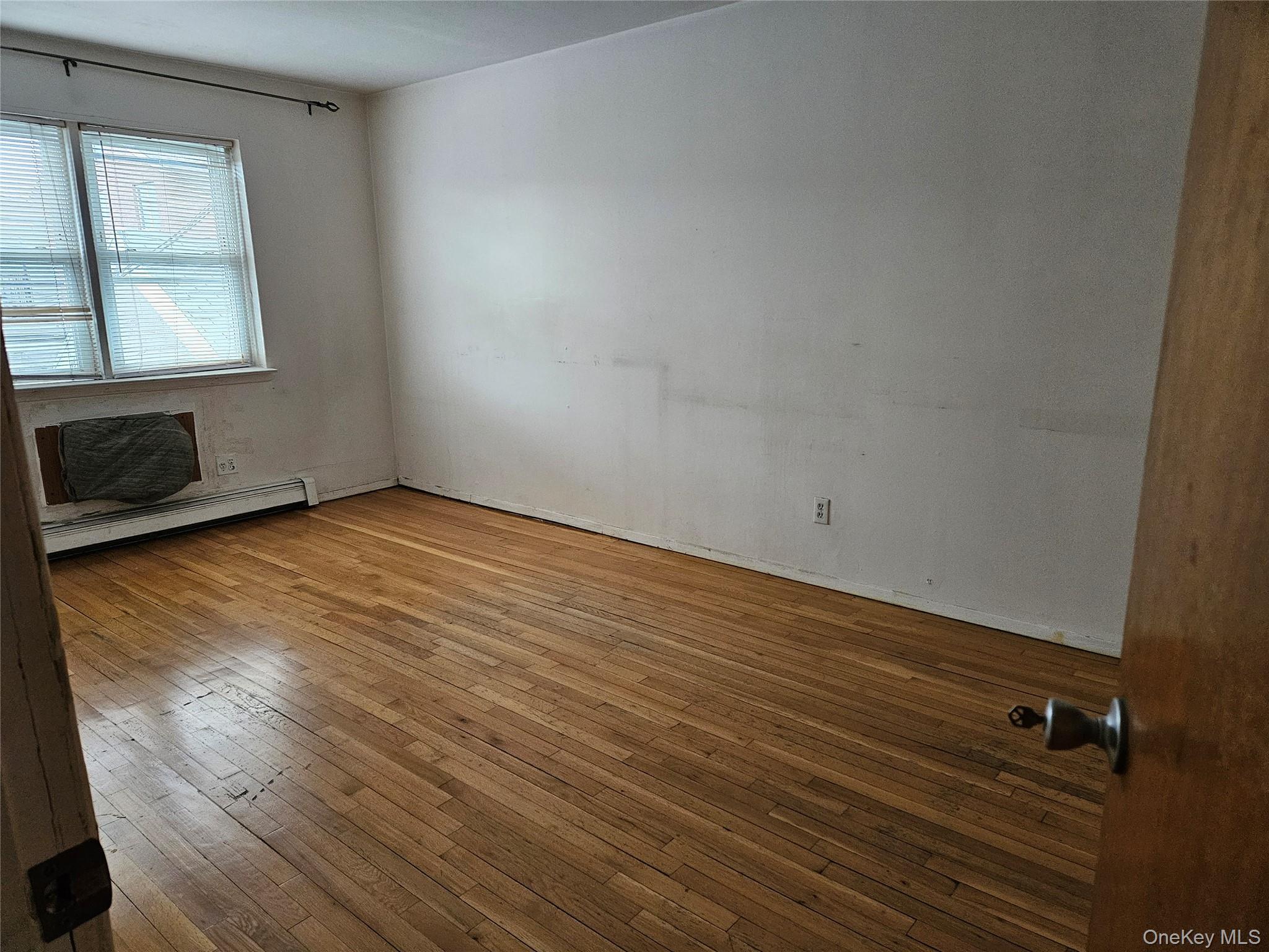 Single Family 82nd  Queens, NY 11370, MLS-964509-4