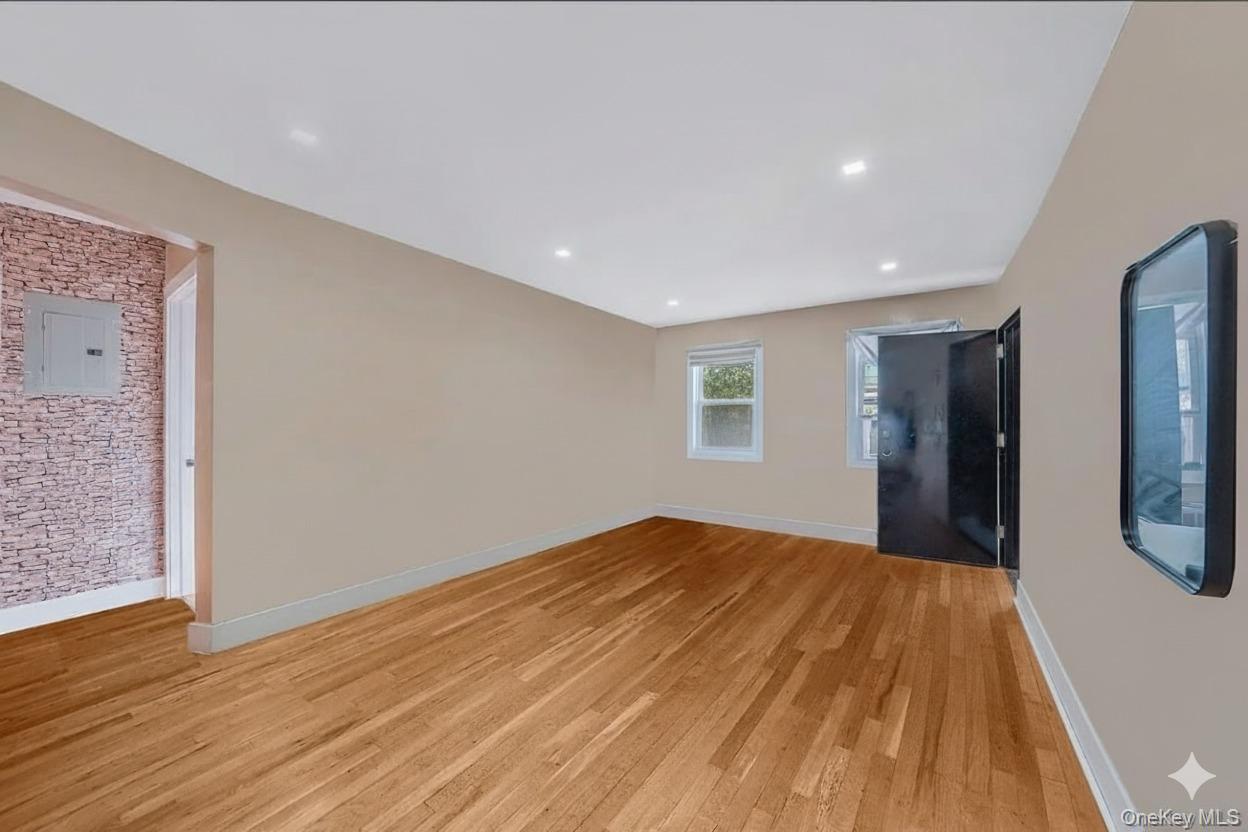 Single Family 109th Avenue  Queens, NY 11412, MLS-964513-2
