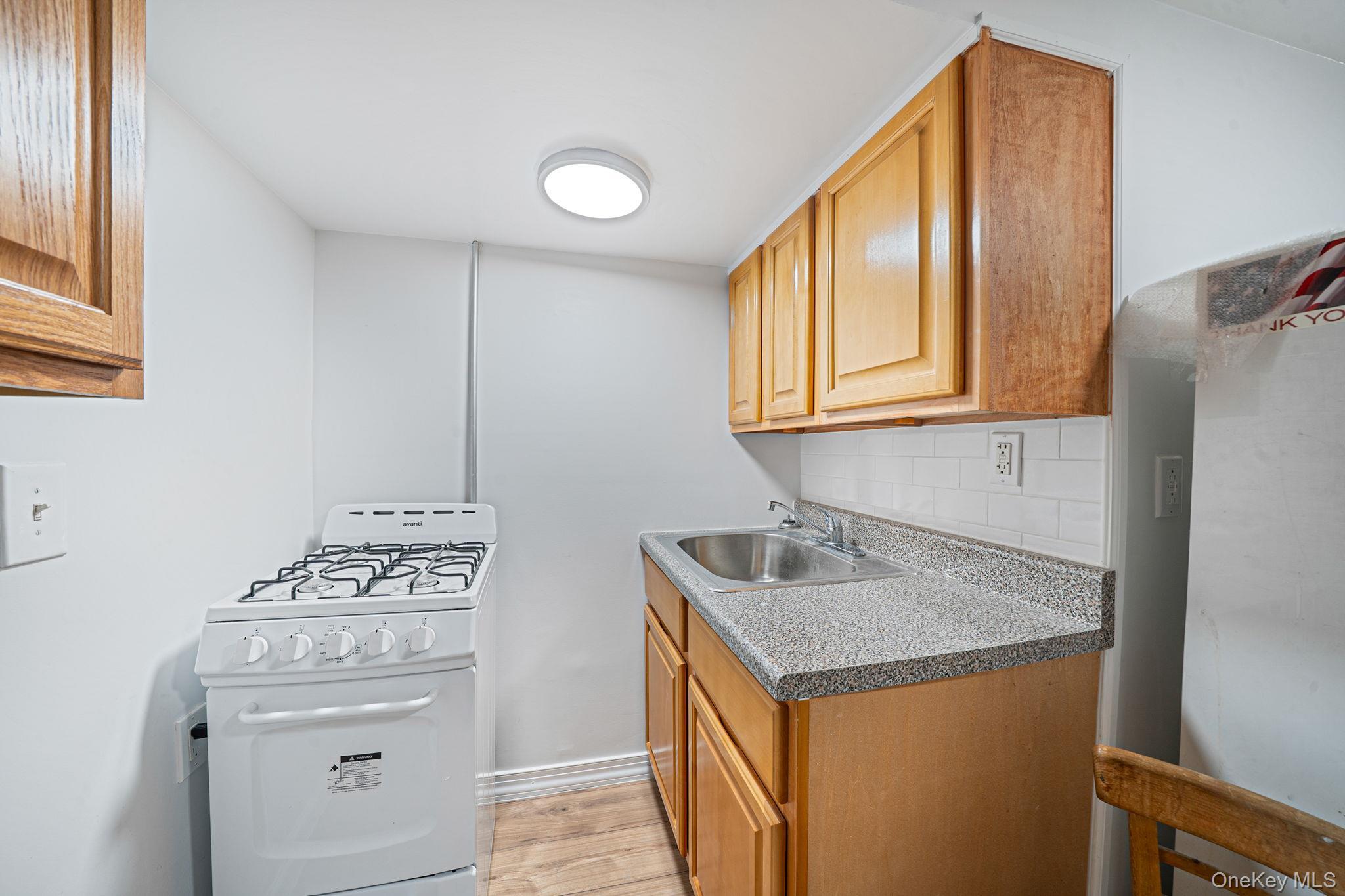 Single Family 58th  Brooklyn, NY 11203, MLS-964520-39