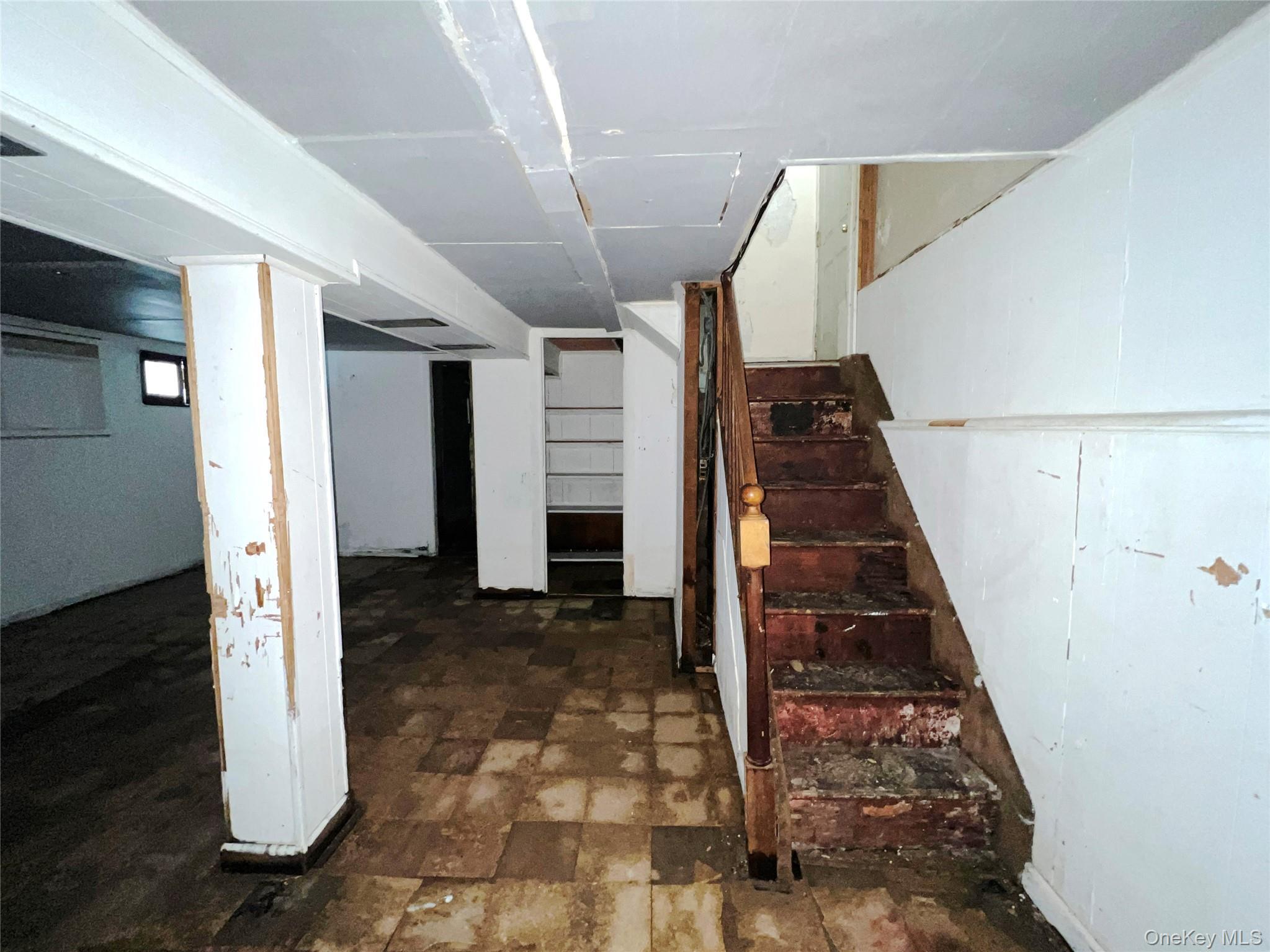 Single Family 234th  Queens, NY 11422, MLS-964529-28