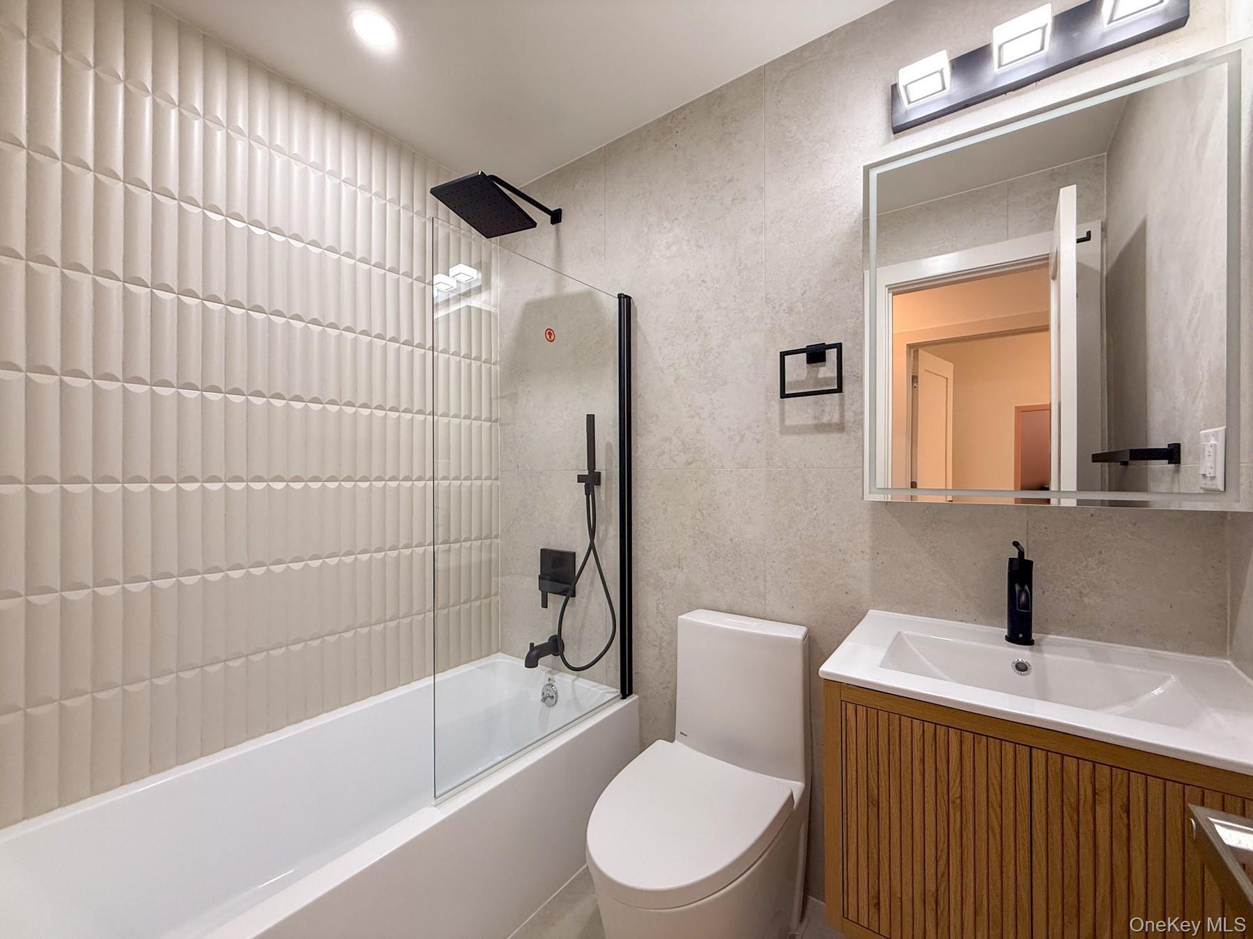 Single Family 106th  Brooklyn, NY 11236, MLS-964545-25