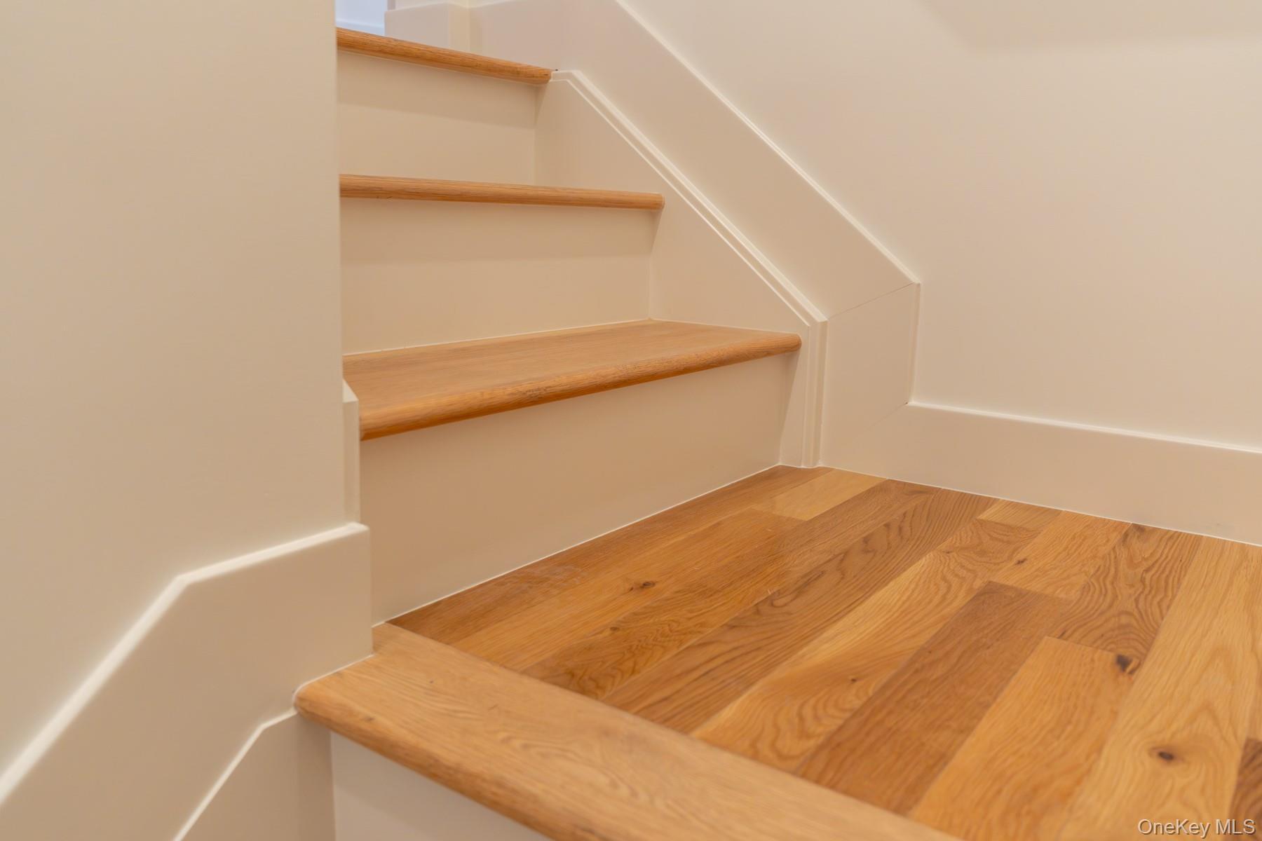 Single Family 106th  Brooklyn, NY 11236, MLS-964545-32